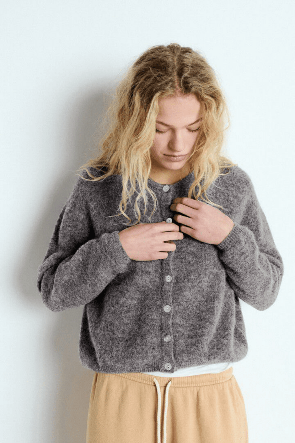 American Vintage VITOW steel melange cropped cardigan with round neck – Dotique