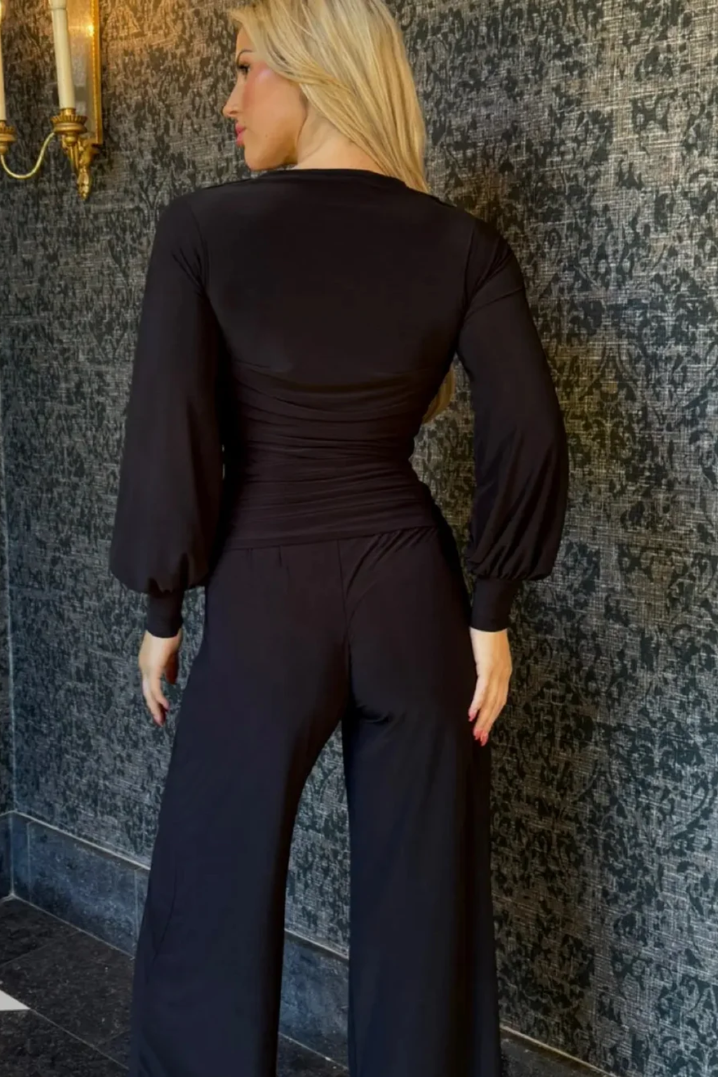 Atom Label Uranium Jumpsuit with Bell Sleeve Black