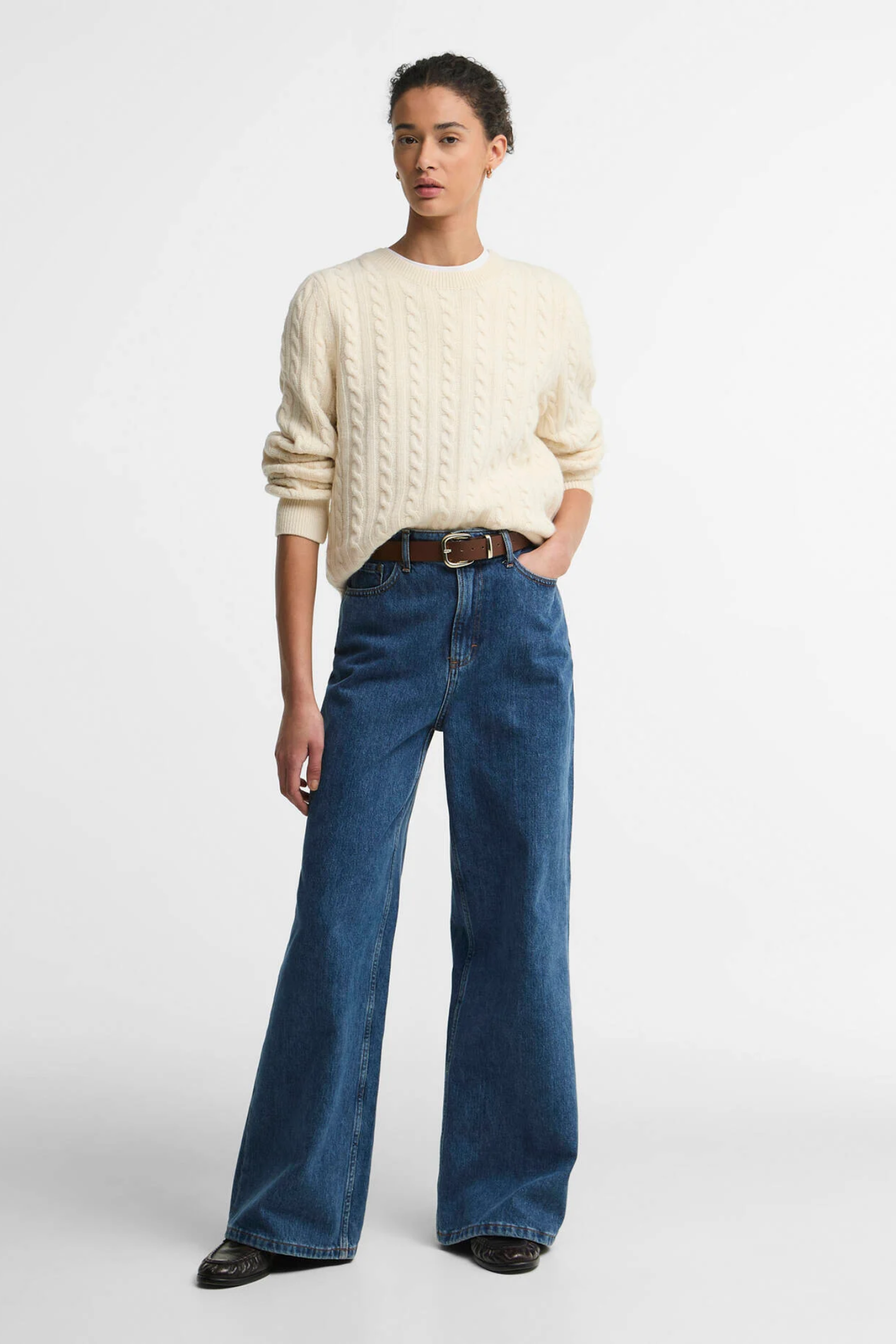 Barbour Ashdown Cable Knitted Jumper Ecru LKN1834