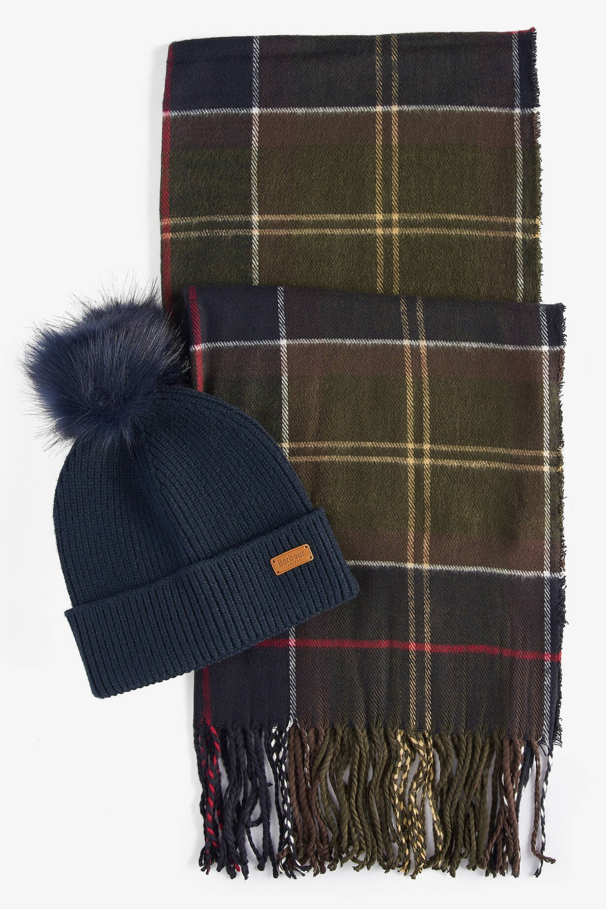 Barbour Dover Beanie & Hailes Scarf Gift Set Classic Tartan LGS0054