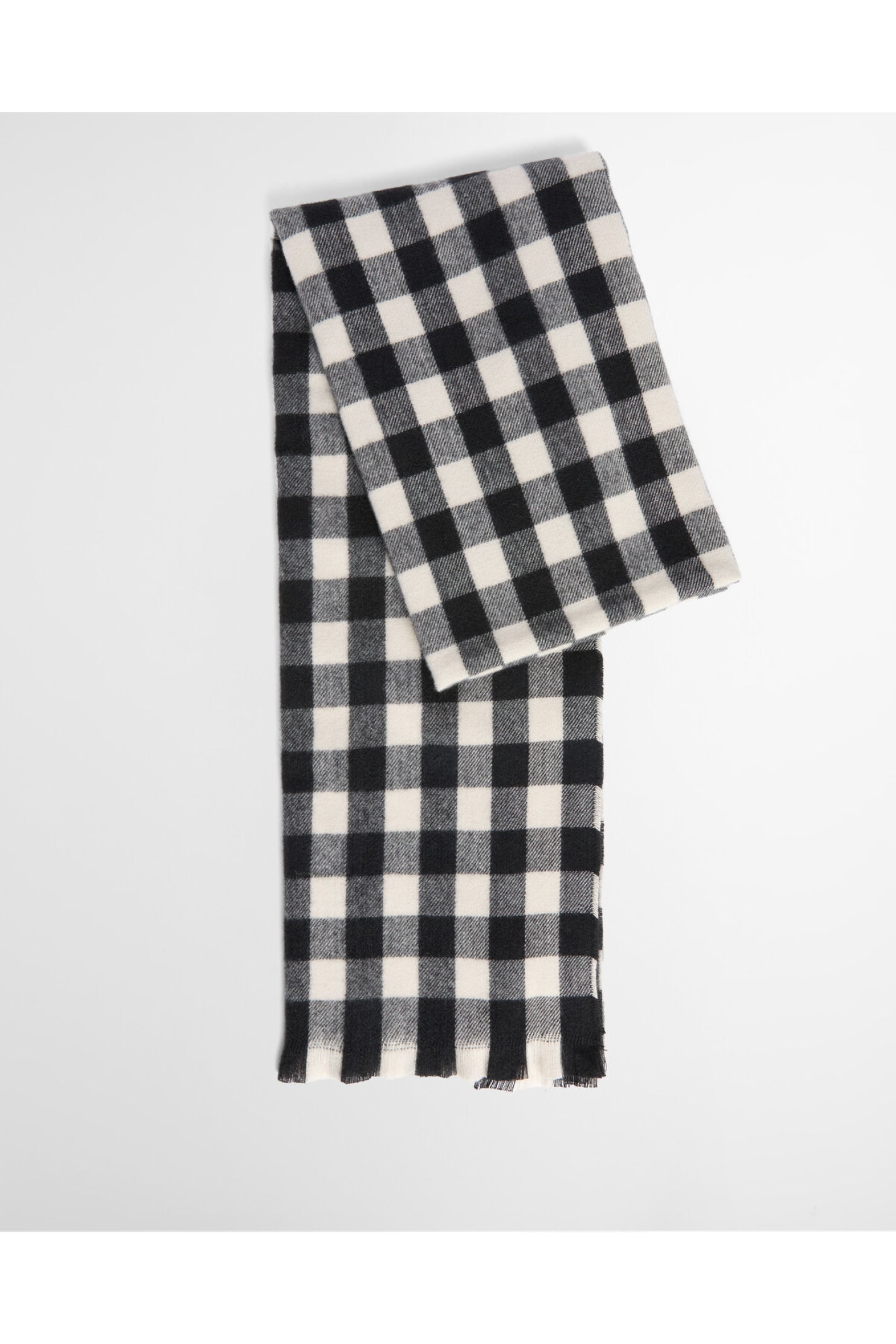 Barbour International Kemora Beanie & Scarf Gift Set Black/Moonbeam LGS0104
