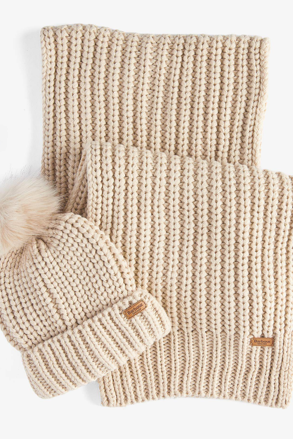 Barbour Saltburn Beanie & Scarf Gift Set Pearl LGS0023
