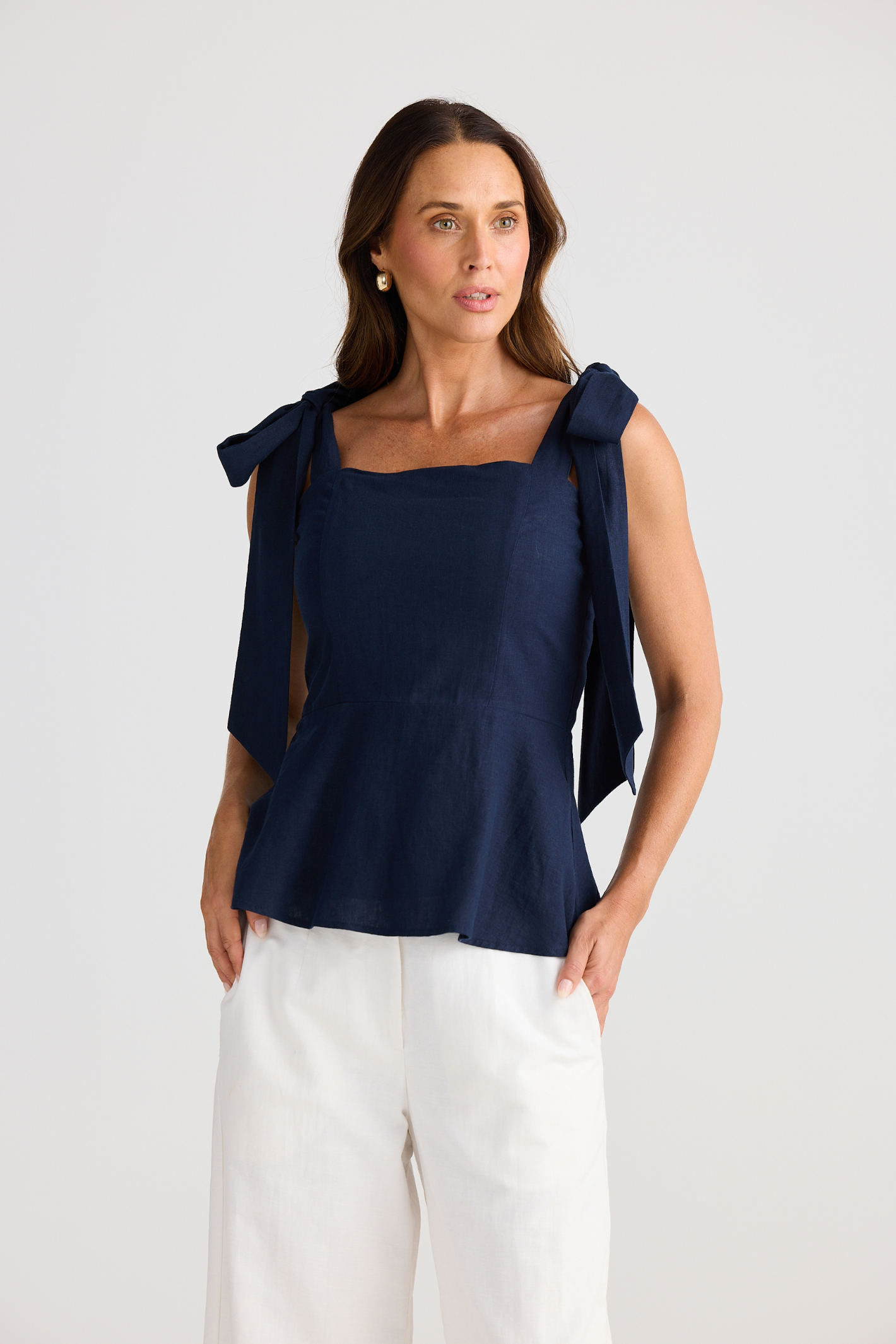 Brave + True Pippa Top BT25372-1 in navy with tie shoulder straps – Dotique