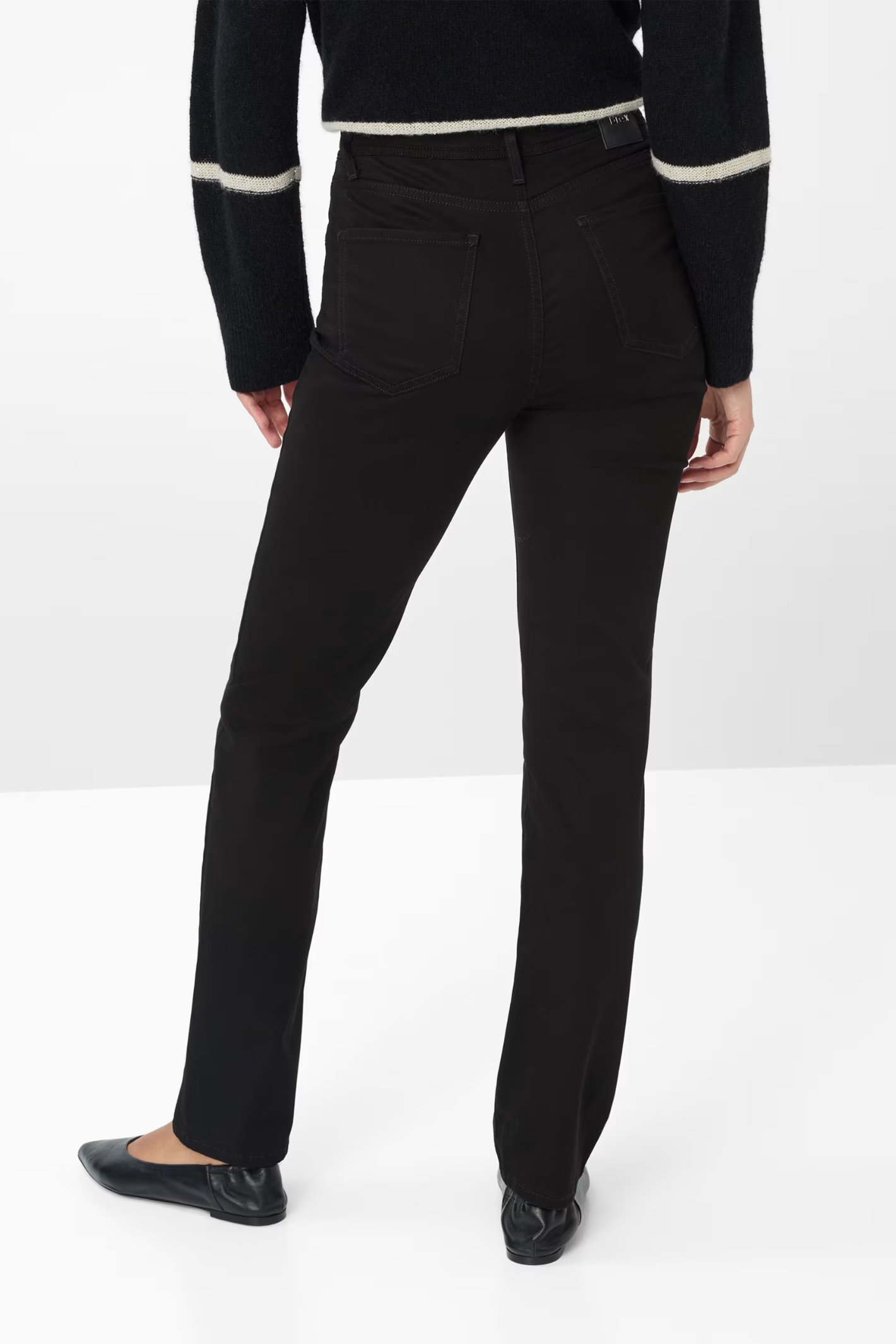 Brax 71-1707 02 Mary Winter Dream Five-Pocket Straight Leg Jeans Black