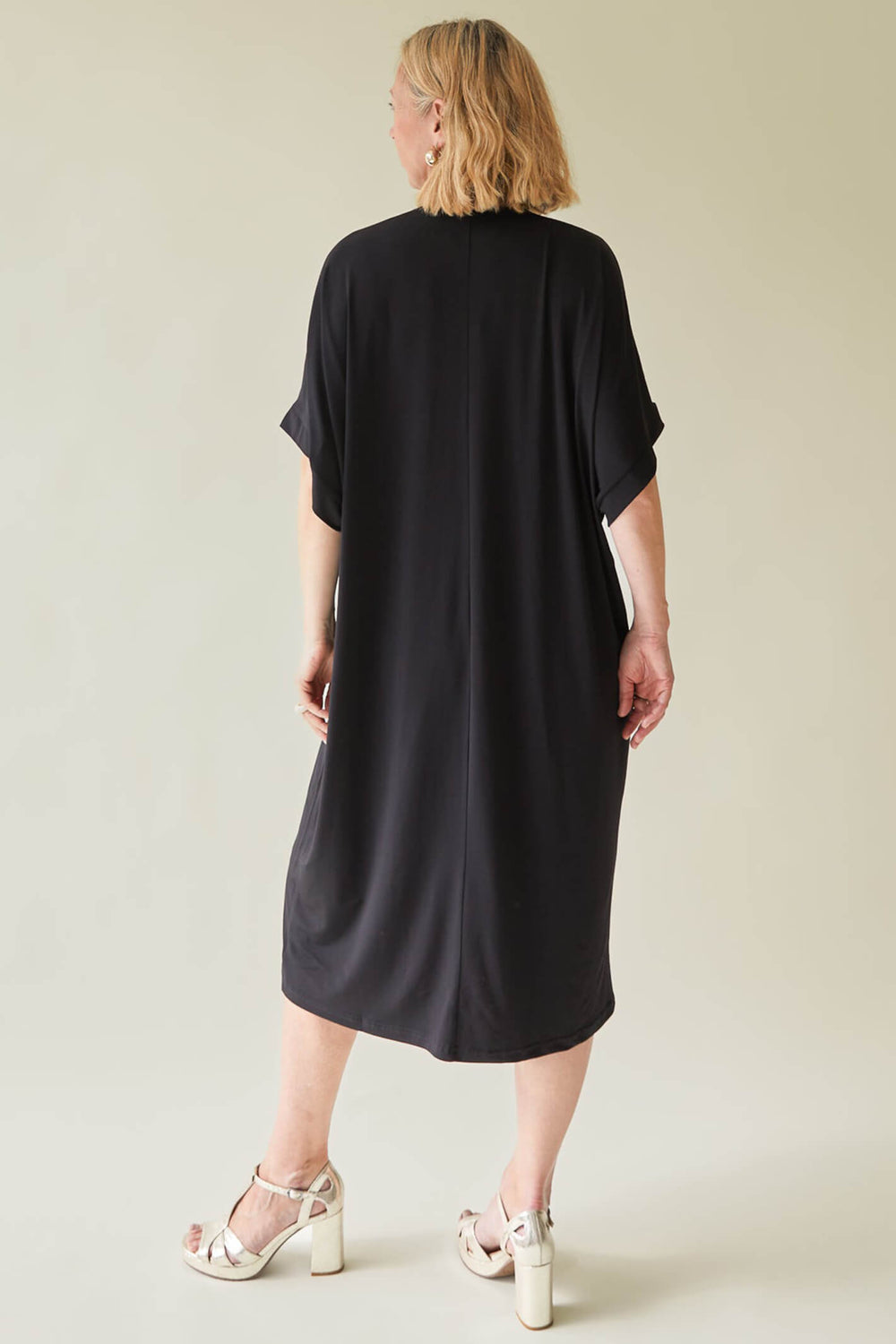 Chalk 7109-2004 Black Frankie V-Neck Short Sleeve Dress - Dotique