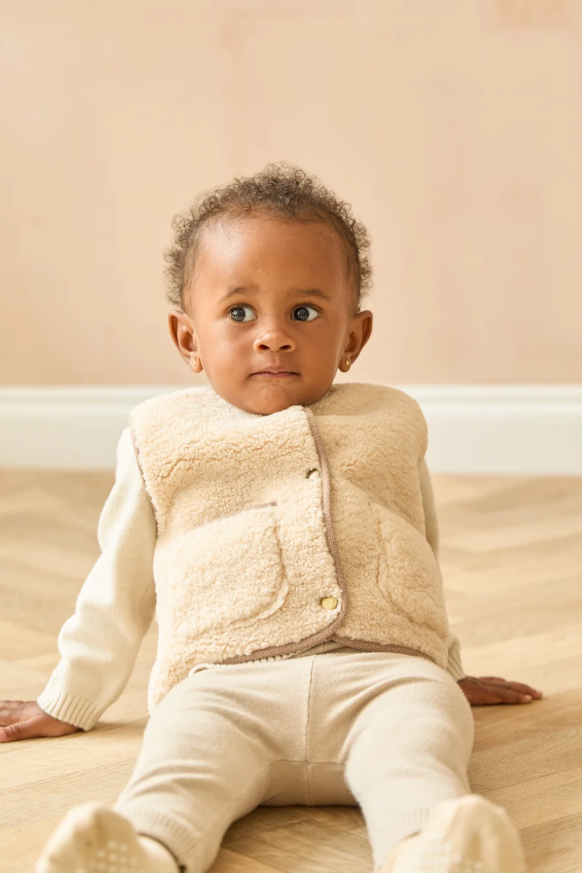 Chalk Mini Babies Lamb Gilet Polar Cream