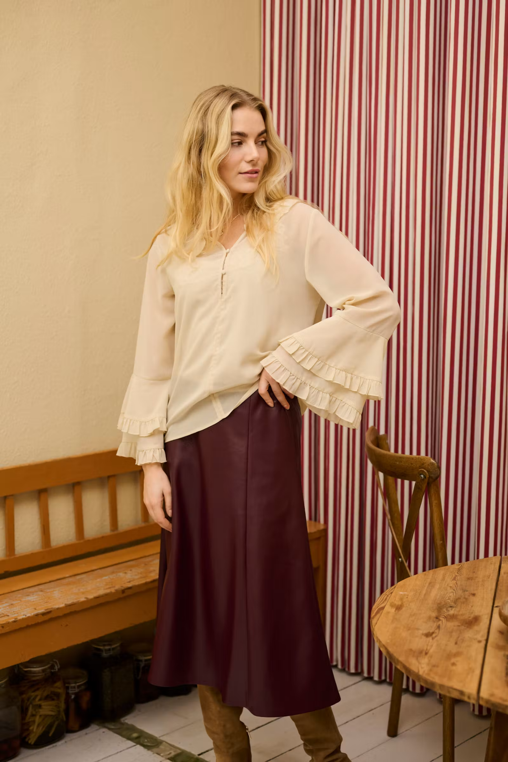 Cream 10614242 CRPaloma Skirt Dark Cabernet