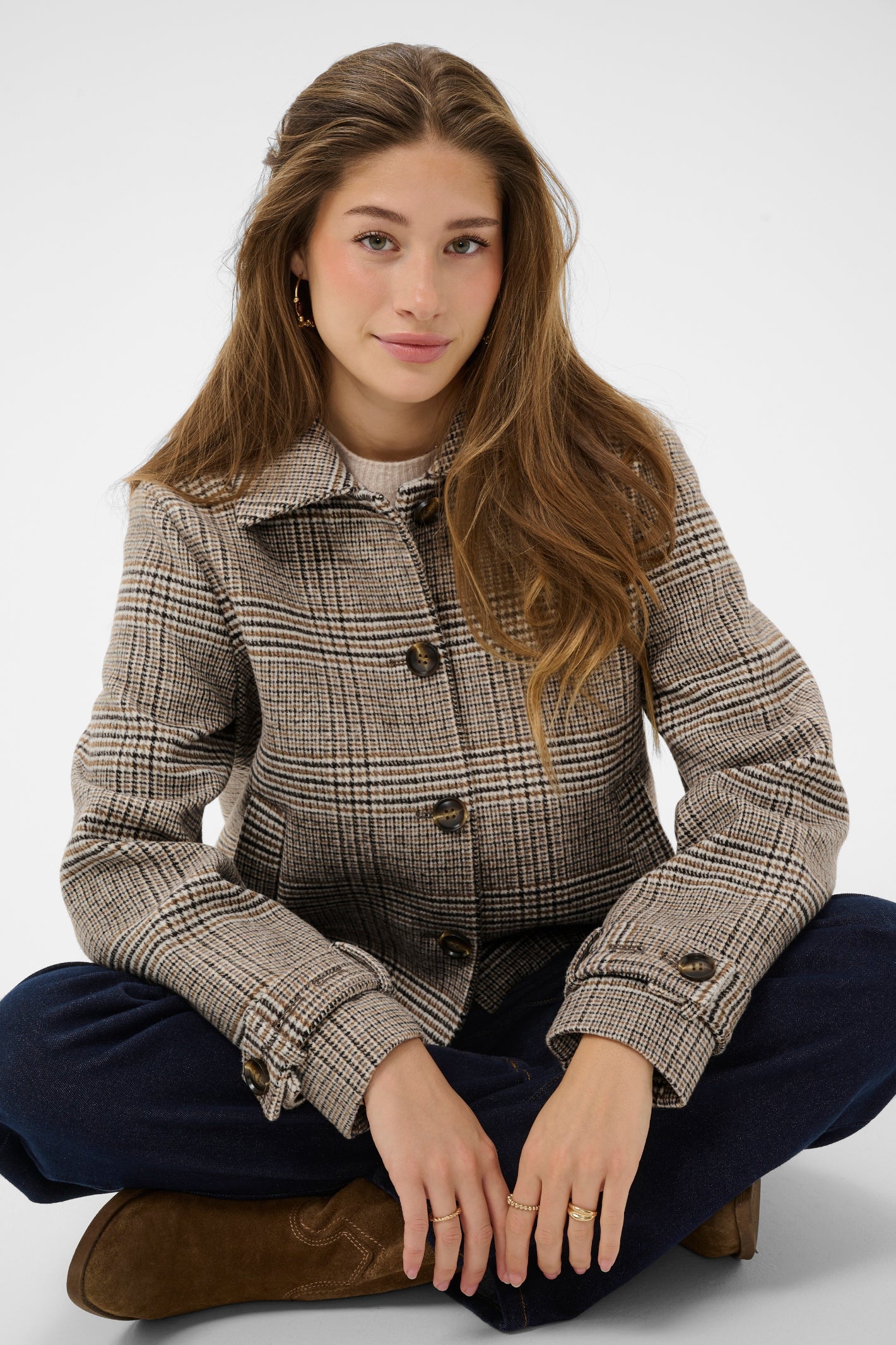 Shop the Cream CRGeorg Short Coat in Grey Check at Dotique. A timeless checked jacket with a straight fit, soft wool blend and versatile hip-length silhouette.