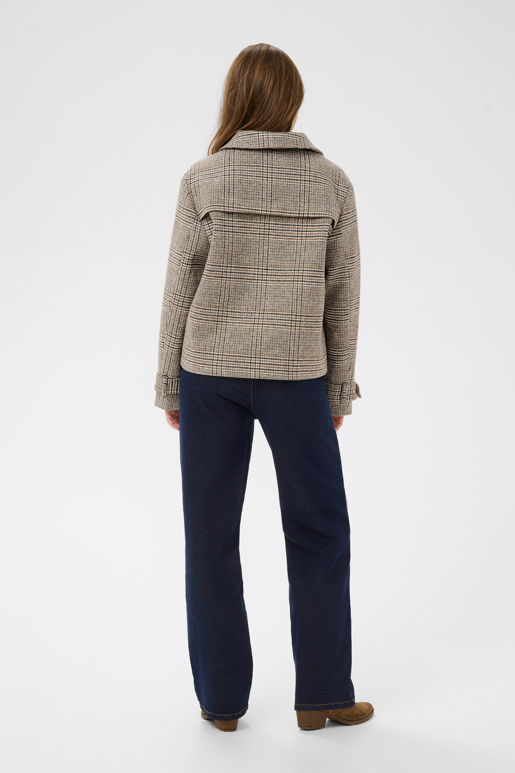 Shop the Cream CRGeorg Short Coat in Grey Check at Dotique. A timeless checked jacket with a straight fit, soft wool blend and versatile hip-length silhouette.