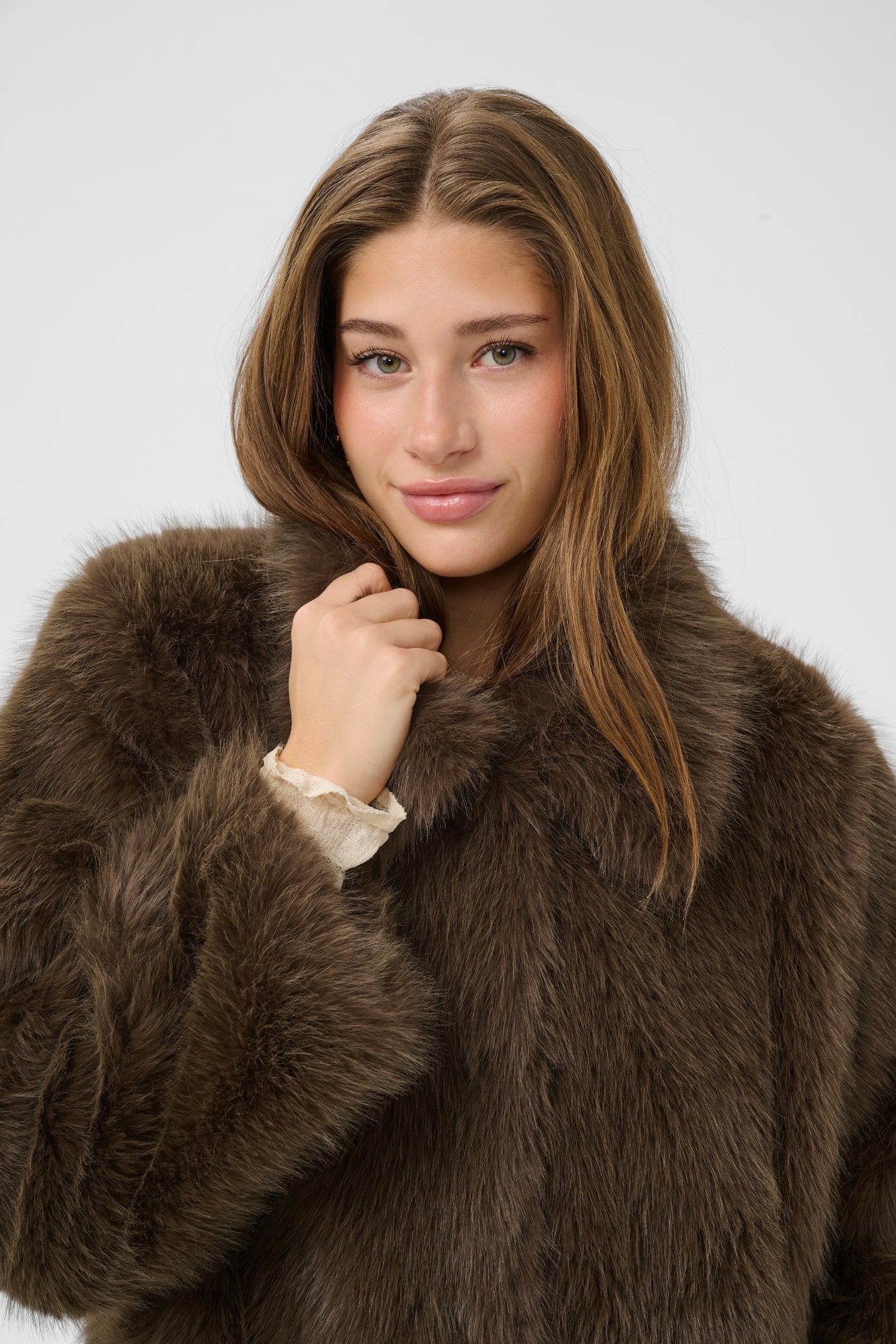 Cream CRDrama faux fur jacket in Shaved Chocolate brown with a relaxed fit, classic collar and concealed front fastening.