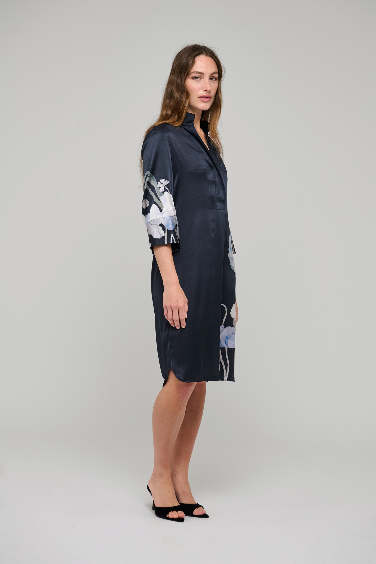Shop the Dea Kudibal KamillesDEA Dress in Reverie Midnight at Dotique. A luxurious stretch silk midi dress in a beautiful oversized poppy print.