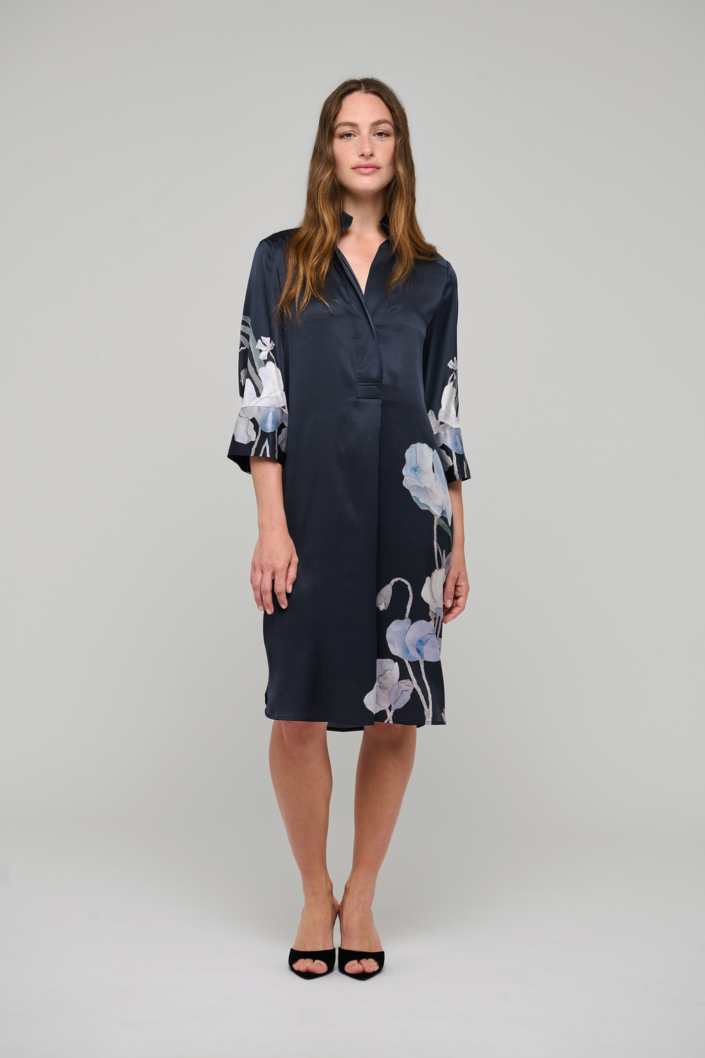 Shop the Dea Kudibal KamillesDEA Dress in Reverie Midnight at Dotique. A luxurious stretch silk midi dress in a beautiful oversized poppy print.