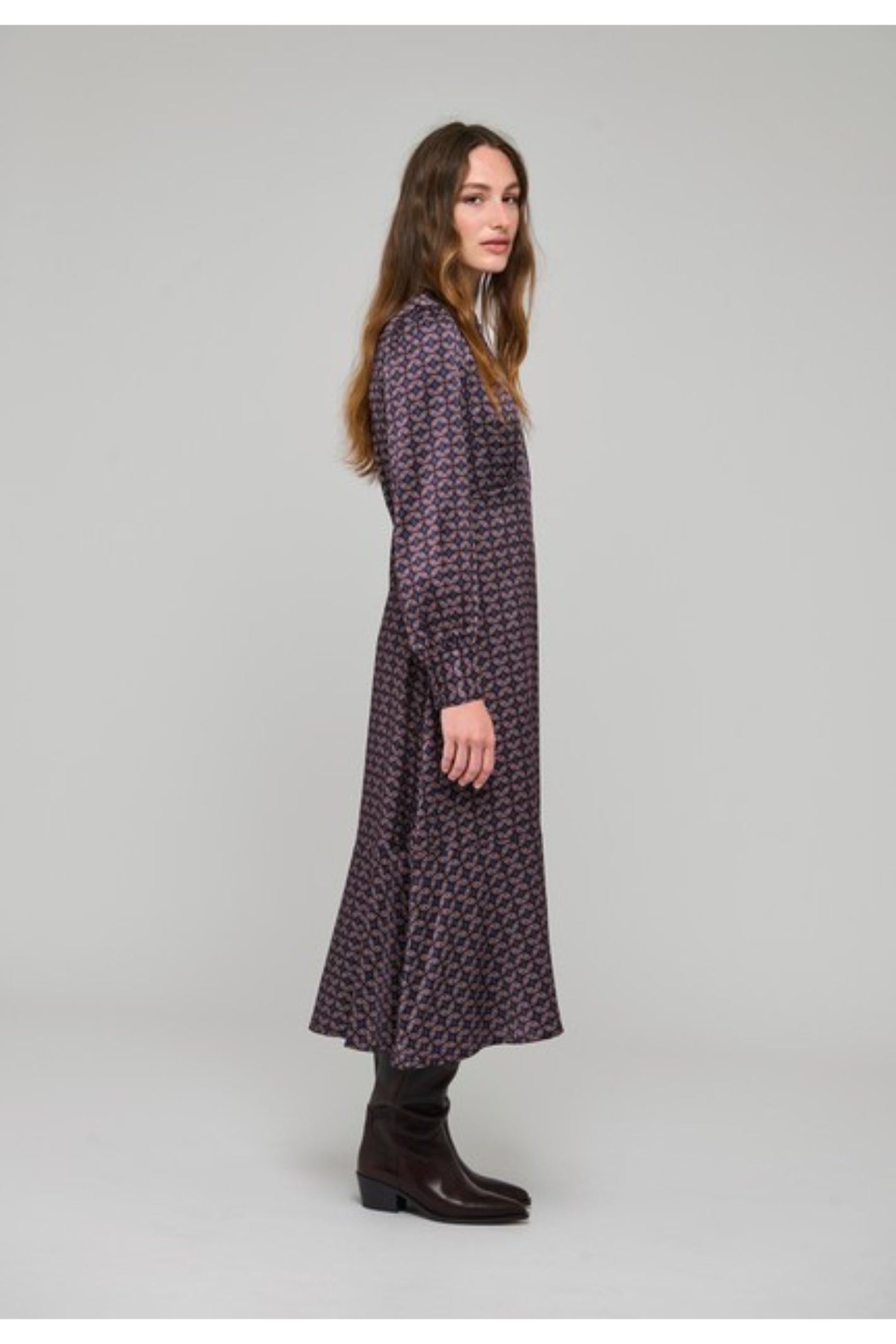 Shop the Dea Kudibal RudyDEA Dress in Eclipse Moonlight at Dotique. A luxurious stretch silk twill midi dress with long sleeves and high cuffs.