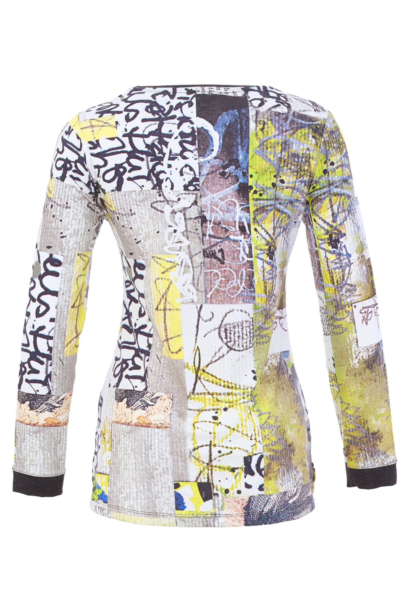 Dolcezza 76720 assorted knit jumper with an abstract collage print, round neckline and long sleeves.
