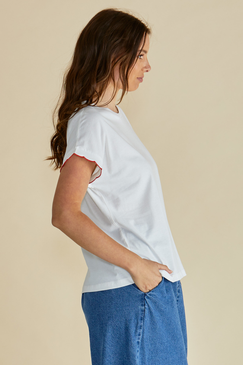 Dotique Betty Basics BB2079 Sloane Scallop T-Shirt in white with scallop neckline