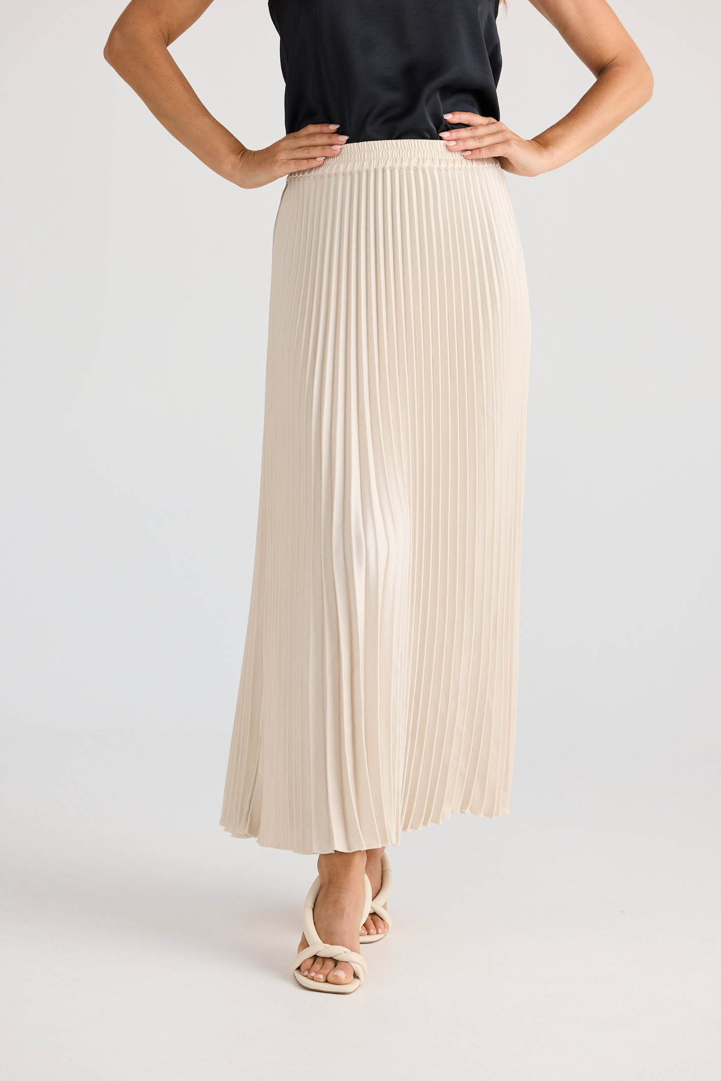 Dotique Brave + True BT25393 Alias Pleated Skirt in oyster with permanent pleats