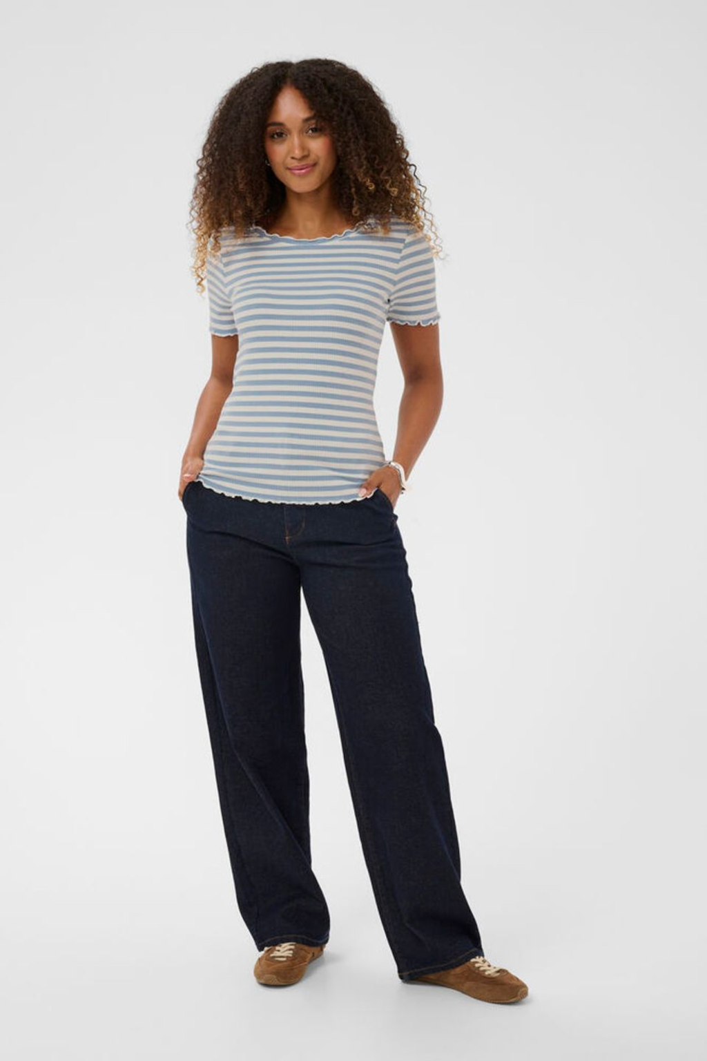 Soft striped t-shirt in cashmere blue by Cream. Stretchy, comfortable and easy to wear for everyday outfits. Shop now at Dotique.