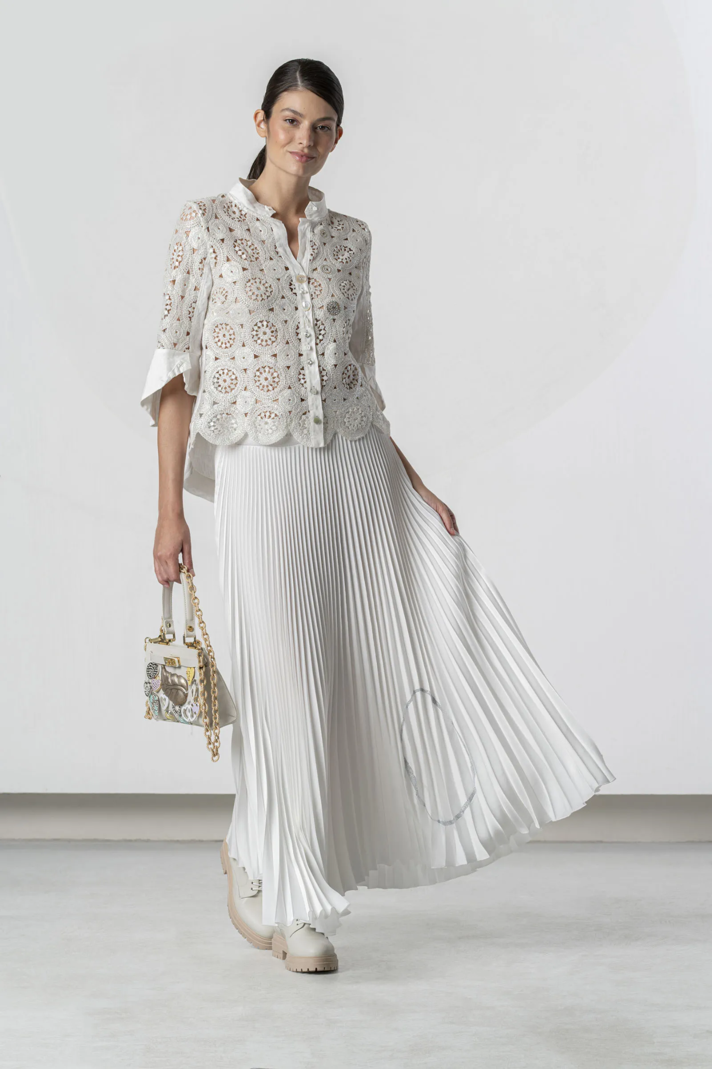 Model showcasing Elisa Cavaletti White Lace Blouse Silver Detail Cotton Linen Embellished Shirt ELP261018104 03149 by Elisa Cavaletti shop Dotique