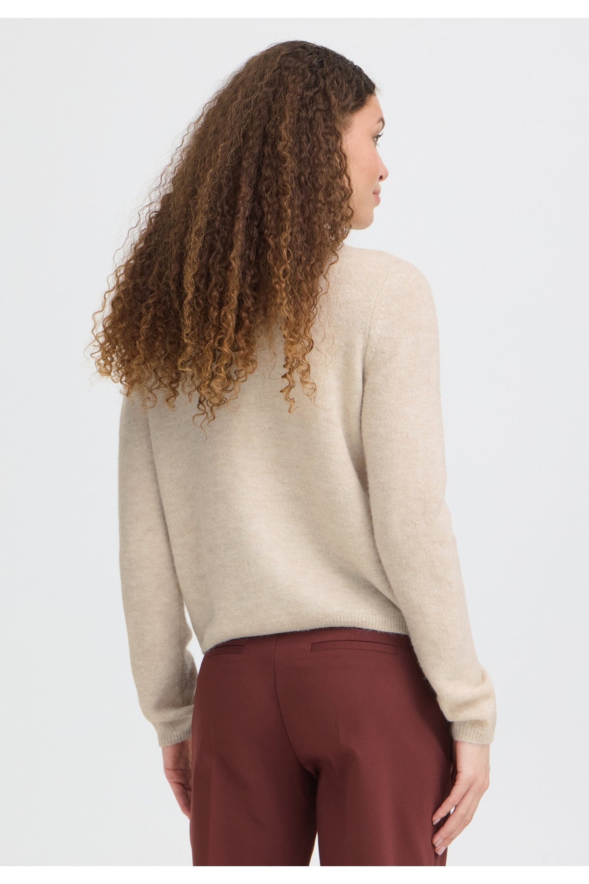 Fransa FRELLIS CAR 2 Oatmeal Melange Cardigan – model back. Shop Fransa at Dotique.