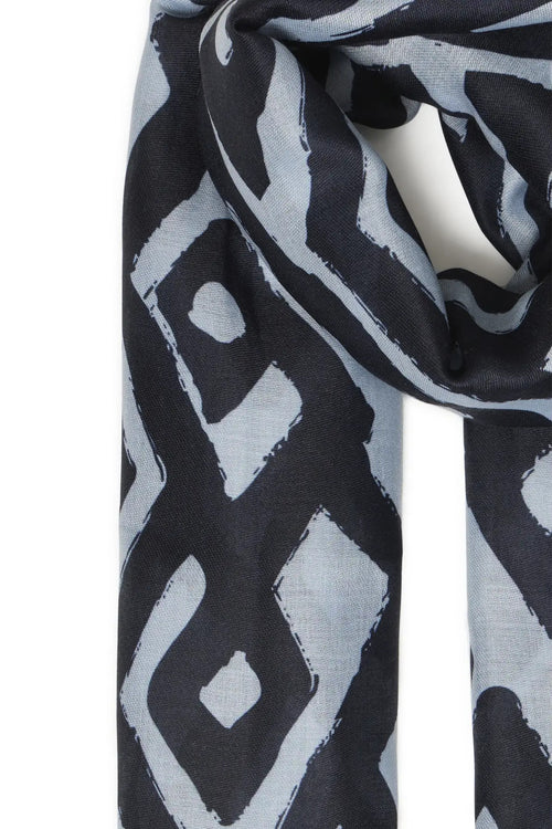Shop Fransa at Dotique