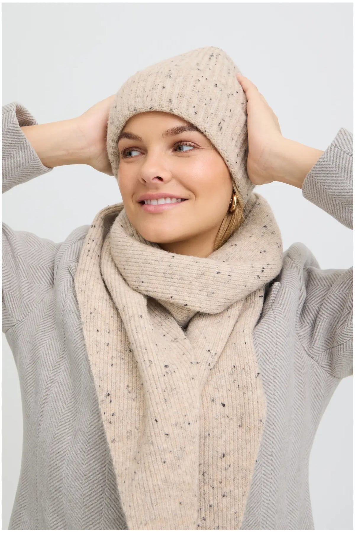 Fransa FRNANNA BEANIE 1 String Melange Hat – model front. Shop Fransa at Dotique.