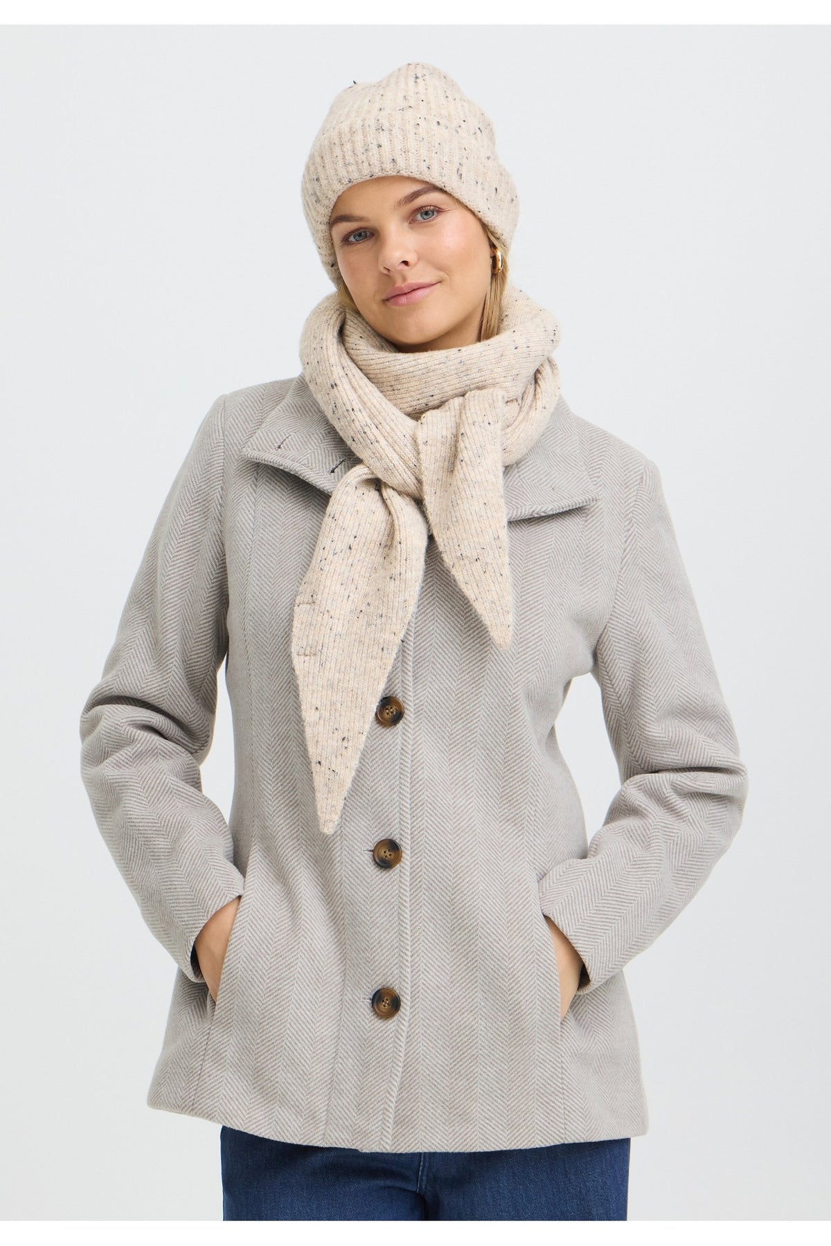 Fransa FRNANNA SC 1 String Melange Scarf – model front. Shop Fransa at Dotique.