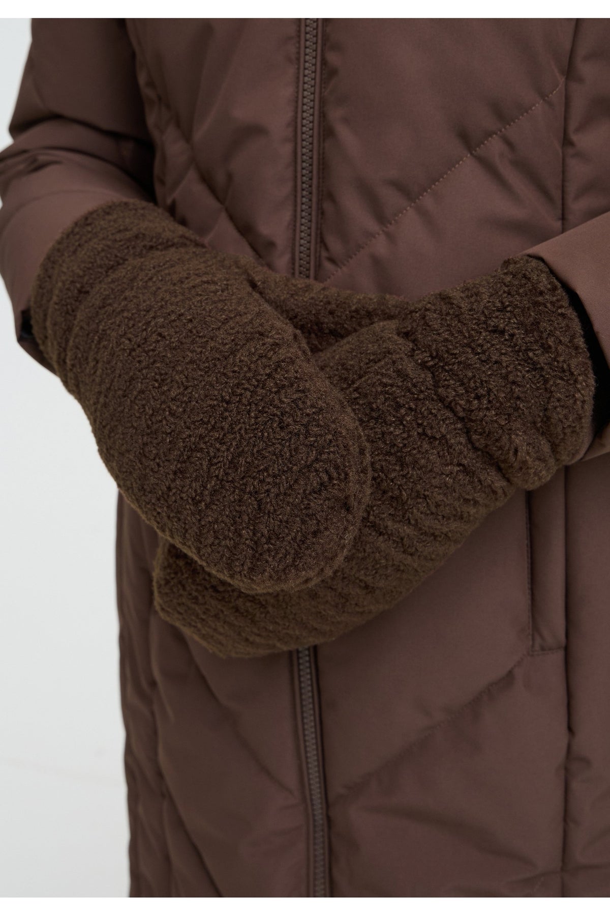 Fransa FRTEDDA MITTENS 1 Hot Fudge Mittens – model detail. Shop Fransa at Dotique.