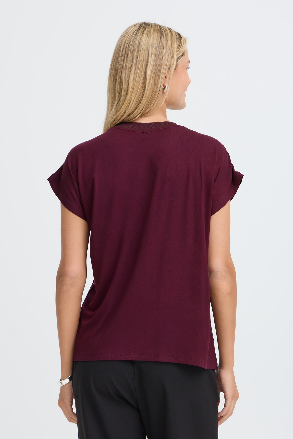 Fransa FRZOLANA TEE 1 Port Royale T-Shirt – model back. Shop Fransa at Dotique.
