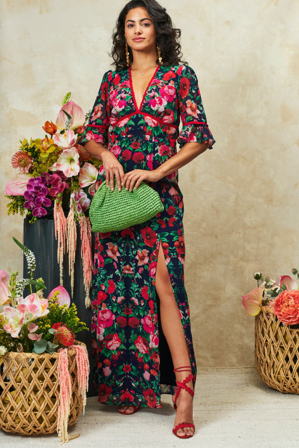 The Jemma is one of those dresses that does the work for you. Cut in a flowing maxi length with a flattering V neckline. Shop Hope & Ivy Dresses at Dotique.