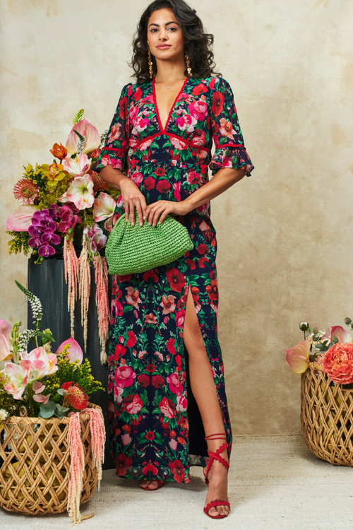 The Jemma is one of those dresses that does the work for you. Cut in a flowing maxi length with a flattering V neckline. Shop Hope & Ivy Dresses at Dotique.