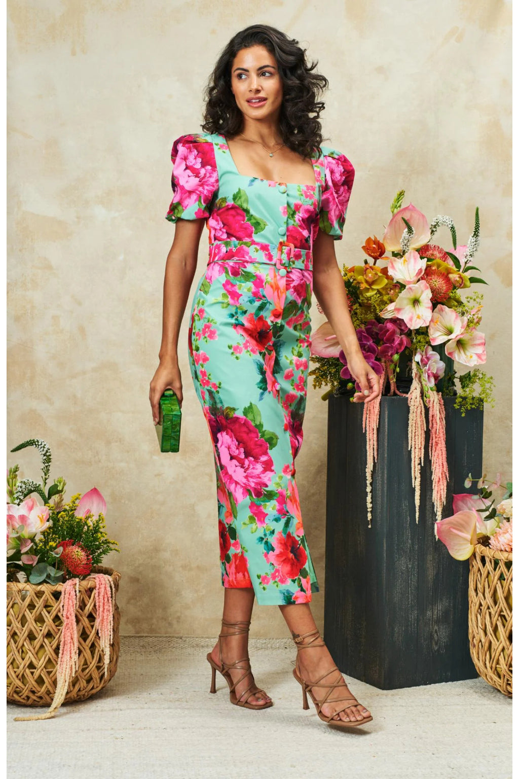 Woman wearing Hope & Ivy The Rowena Puff Sleeve Sweetheart Neckline Pencil Dress by Hope and Ivy Shop at Dotique