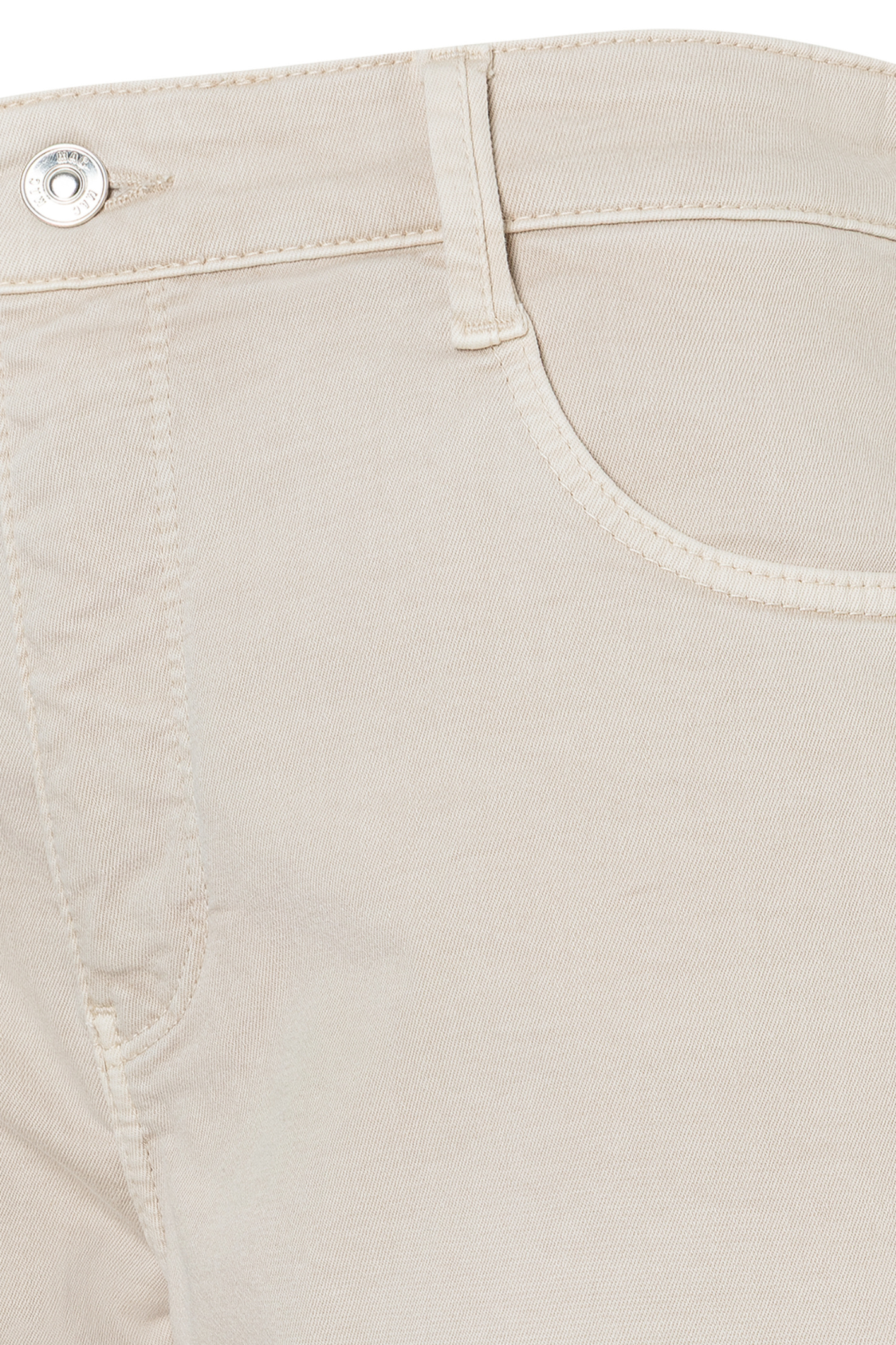 Close-up of ivory fabric and pocket detail of MAC Jeans 3107-00-0423L DANNI 2.3 Barrel Jeans Ivory by Mac Jeans, shop at Dotique.