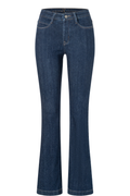 MAC Dream Bootcut Jeans in Fashion Rinsed D683 – deep indigo bootcut denim with soft stretch