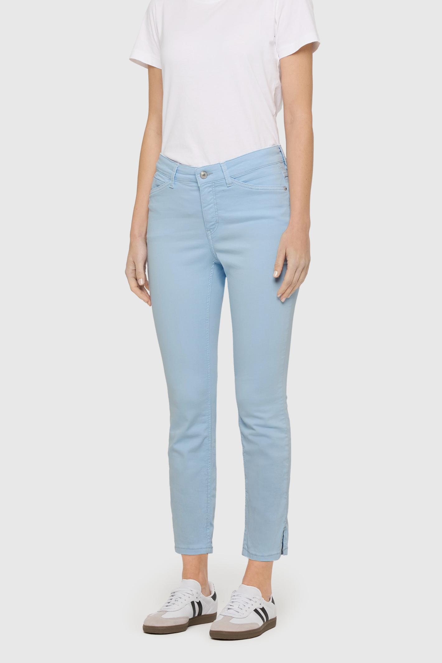 MAC Jeans Dream Summer Heaven Blue L26 5492-0351-121R by Mac Jeans comfortable fit, shop Mac Jeans at Dotique