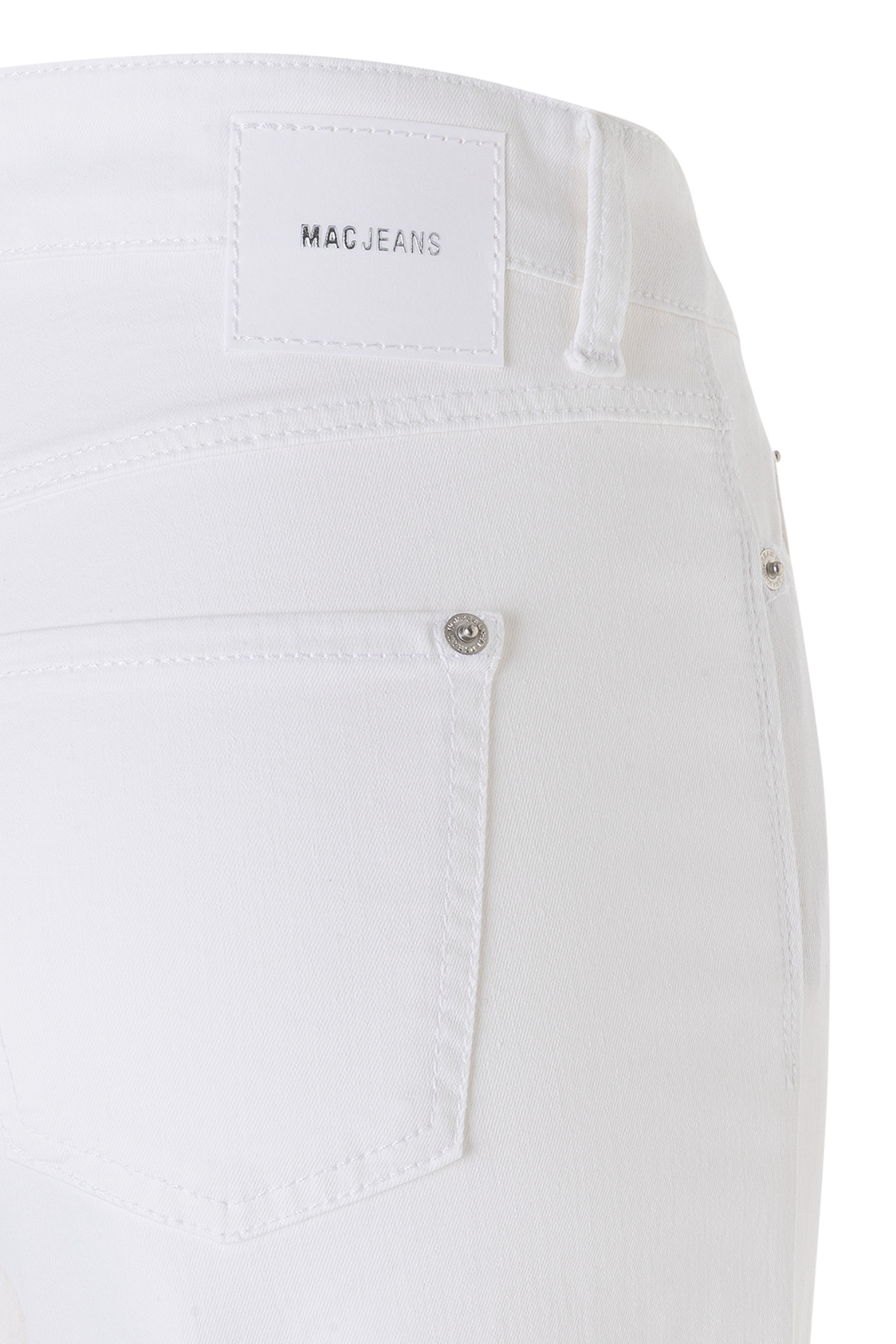 MAC Dream Wide cropped jeans in white Wonder Light denim. Flattering wide leg fit with a soft stretch feel. Easy summer styling from Dotique.