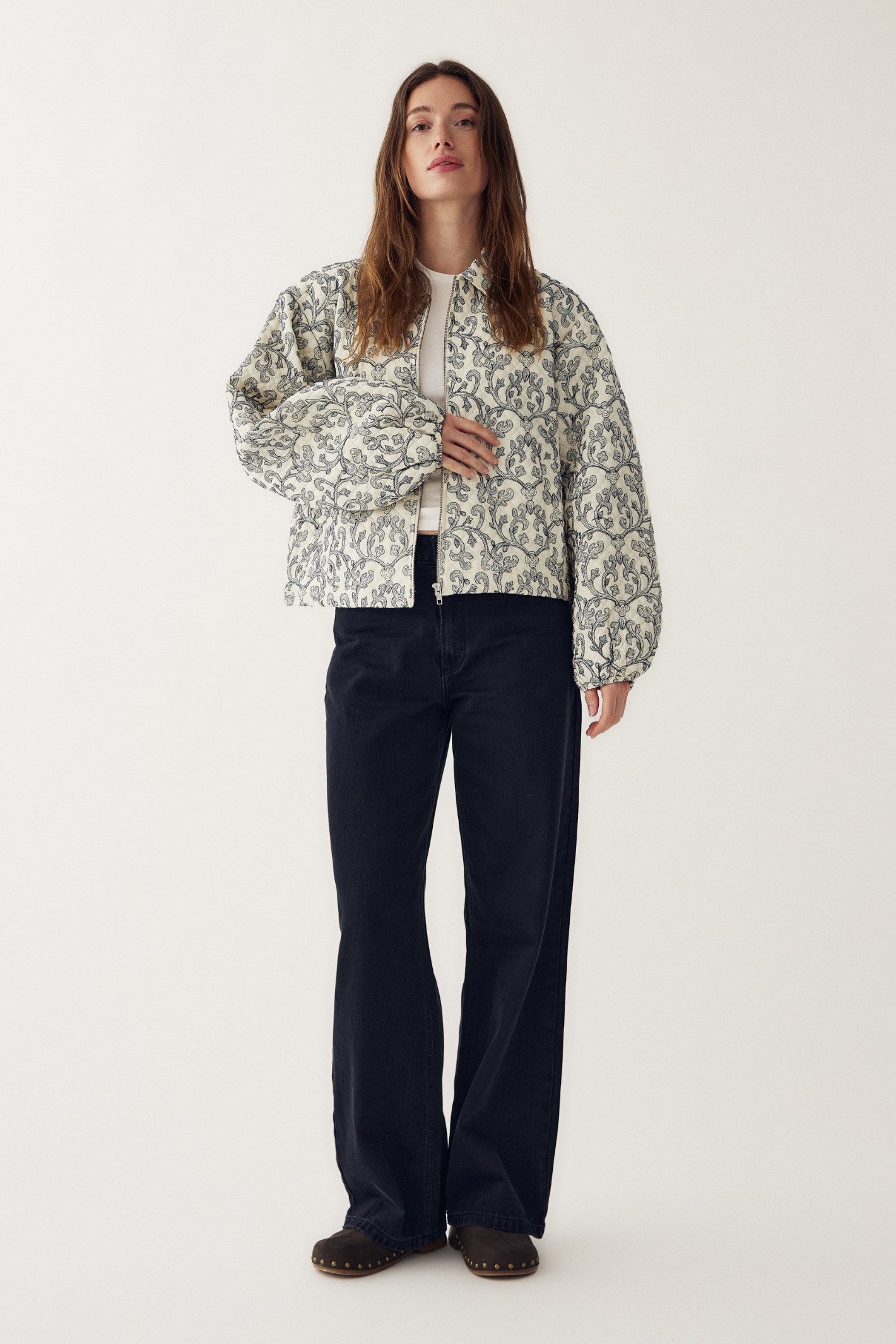 Noella 12610063 N-Mariam Jacket Offwhite 100% cotton structured jacket at Dotique