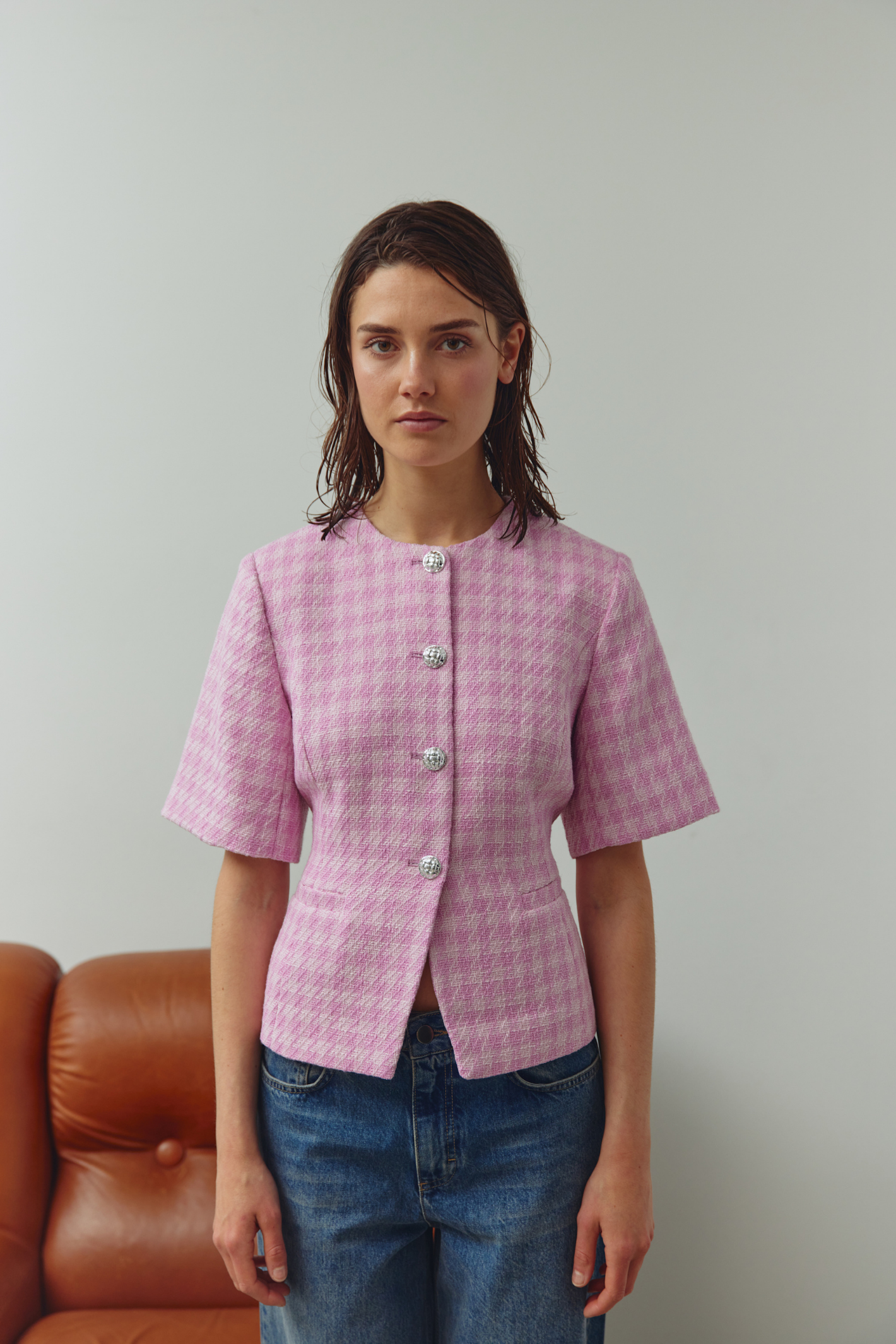 Dotique Noella 15110002 N-Kasaundra Blazer in baby pink with silver button detailing