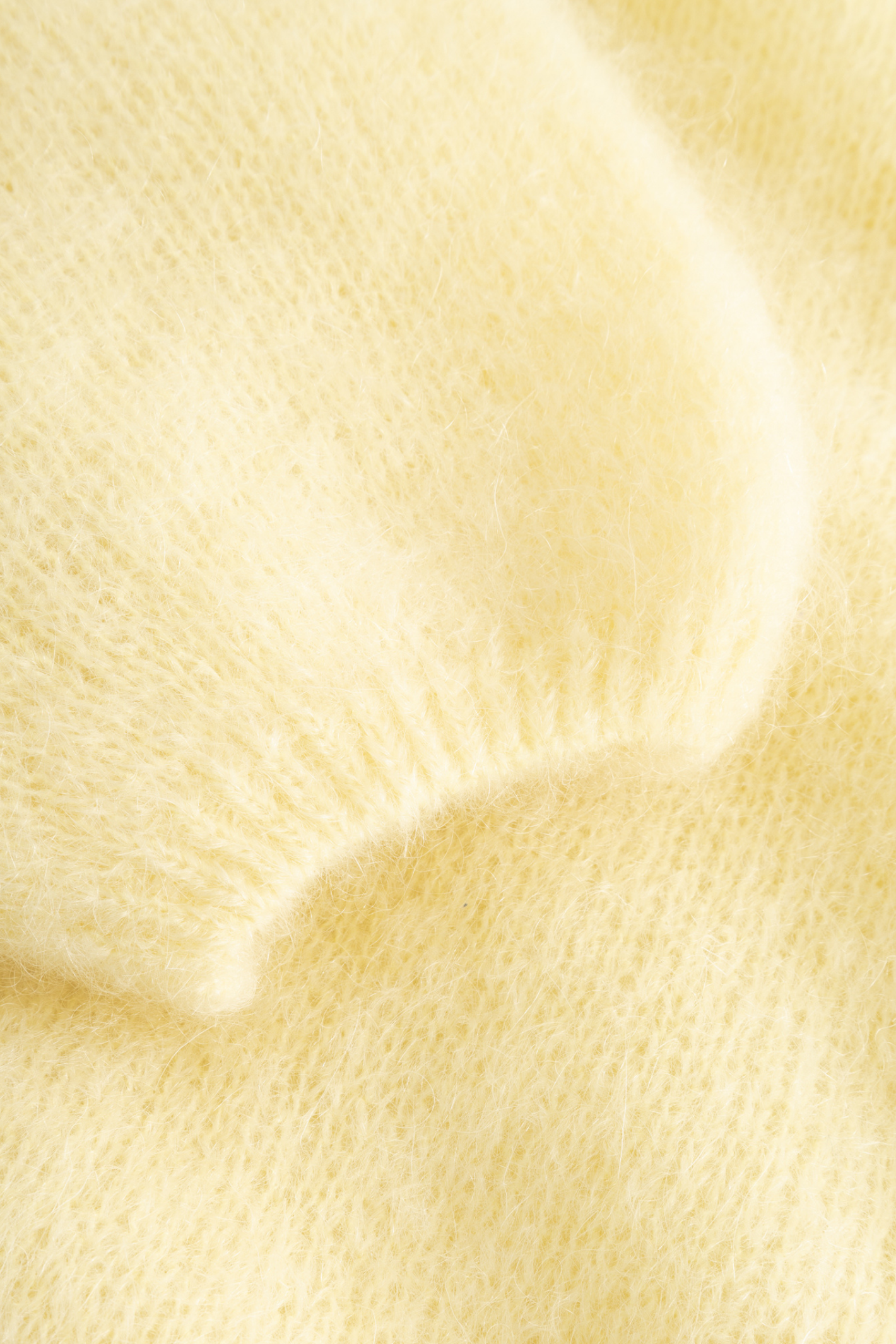 Dotique Noella 15250001 N-Lorell Knit Cardigan in light yellow with short sleeves and button down front