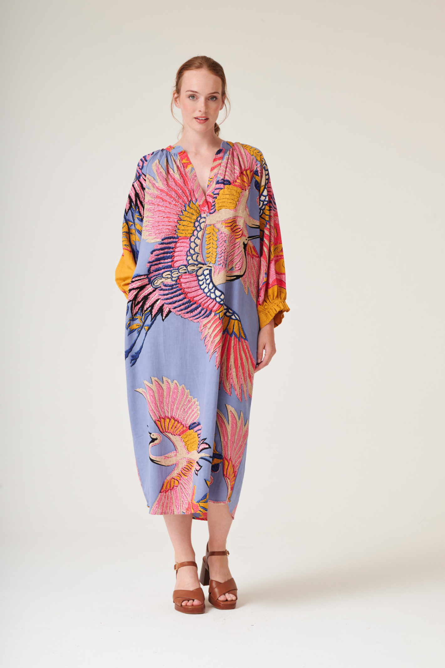 Crane Periwinkle raglan dress by One Hundred Stars with soft print and relaxed silhouette. Made from breathable cotton with side pockets — perfect for summer. Shop at Dotique.