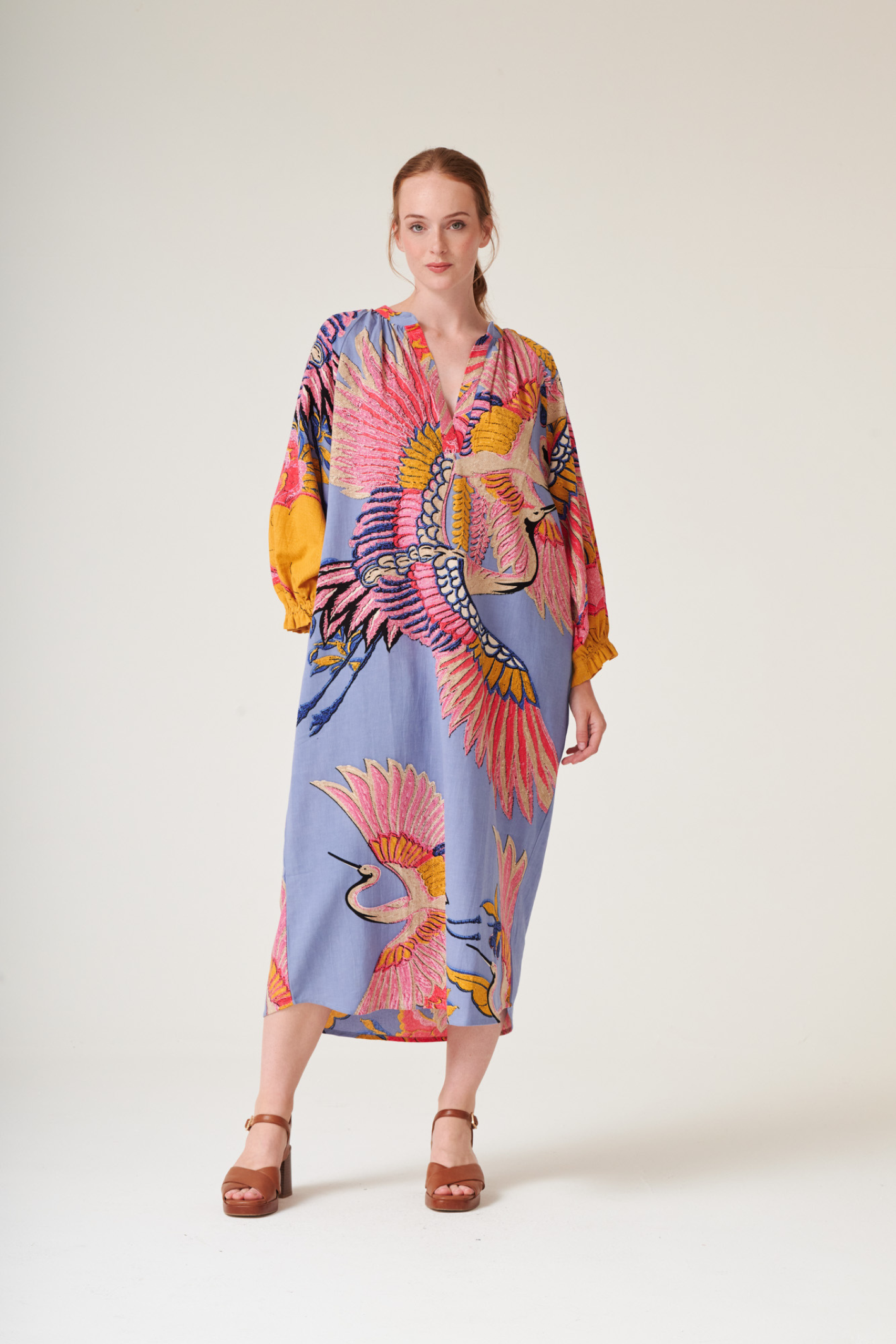 Crane Periwinkle raglan dress by One Hundred Stars with soft print and relaxed silhouette. Made from breathable cotton with side pockets — perfect for summer. Shop at Dotique.