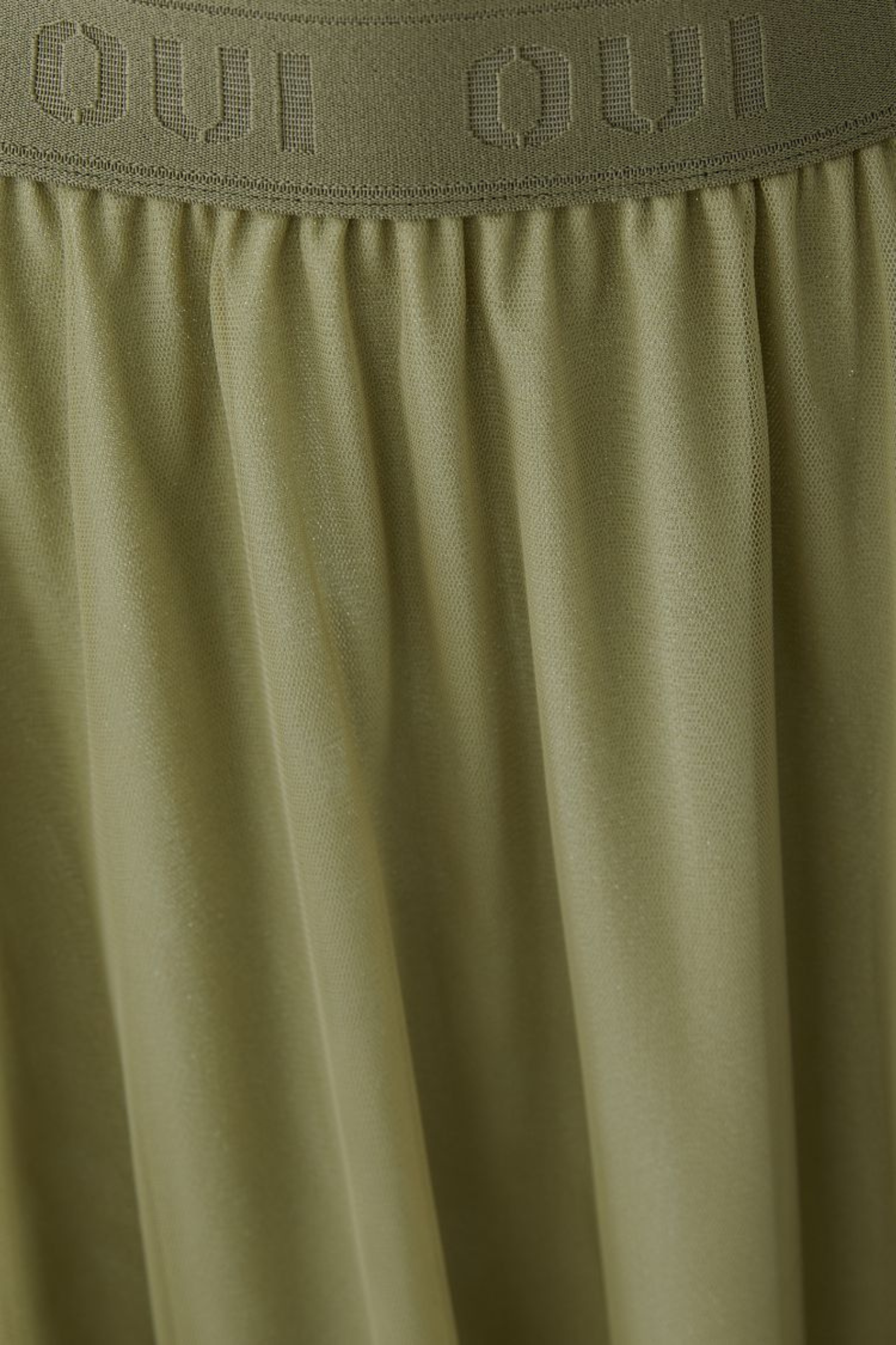 A-line midi skirt by Oui in Khaki Green. Lightweight, flattering and easy to style with knits or blouses. Shop the latest Oui at Dotique.