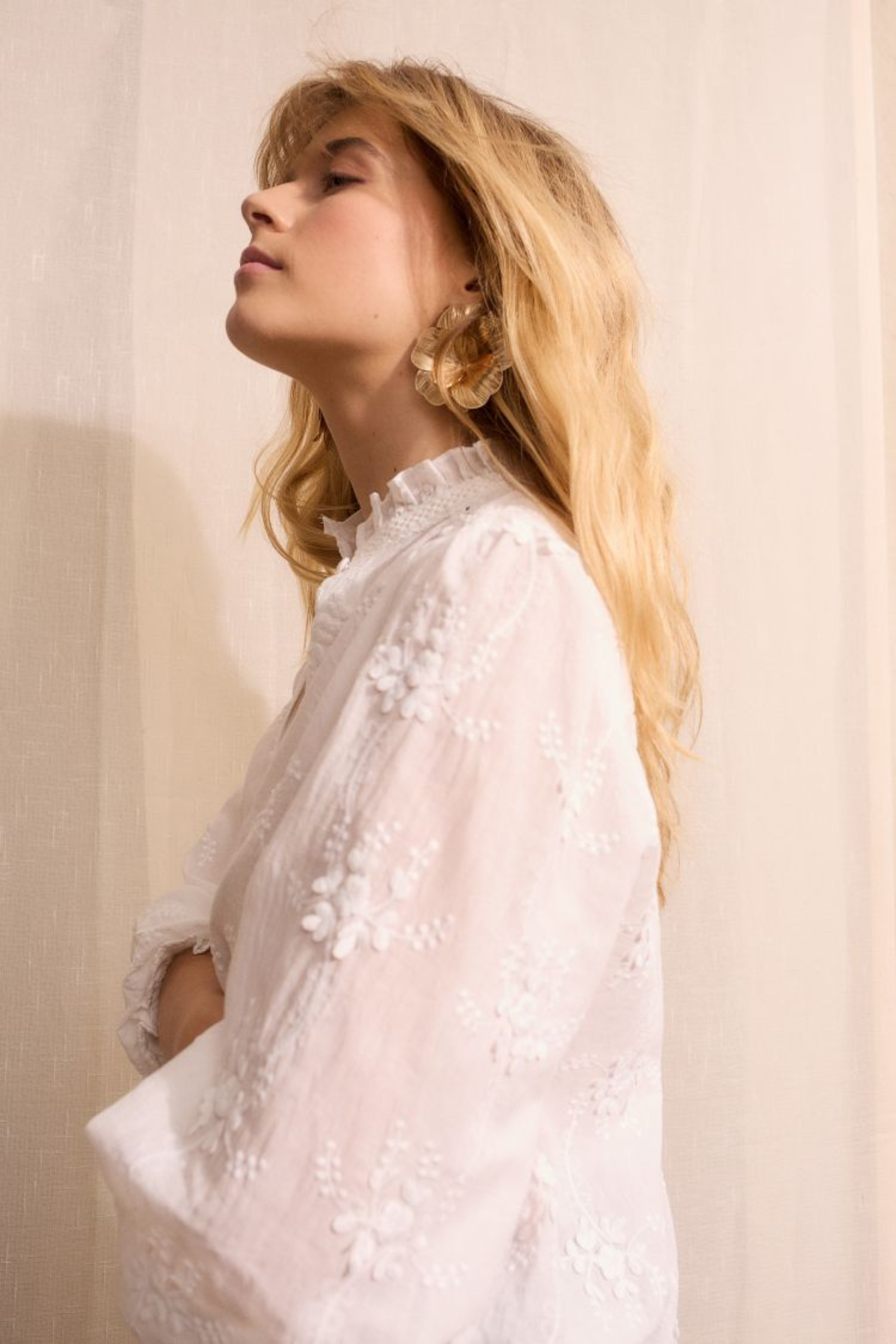 Cotton embroidered blouse by Oui in Cloud Dancer. A soft, feminine style with delicate detail, perfect for everyday and dressed-up looks. Shop at Dotique.