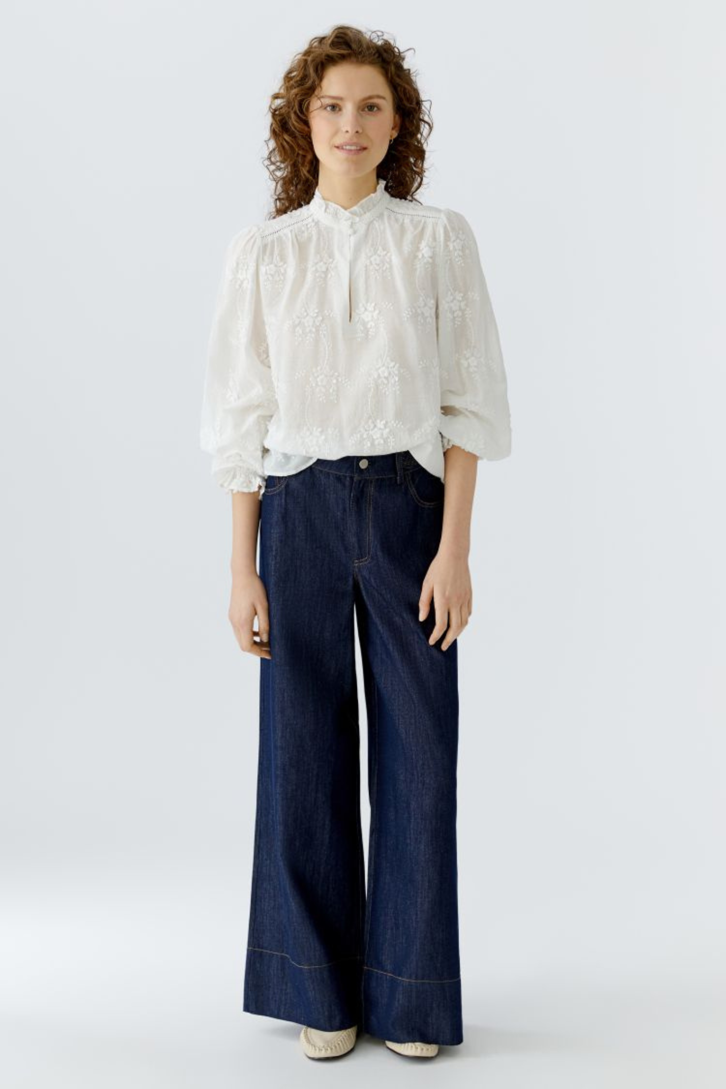 Cotton embroidered blouse by Oui in Cloud Dancer. A soft, feminine style with delicate detail, perfect for everyday and dressed-up looks. Shop at Dotique.