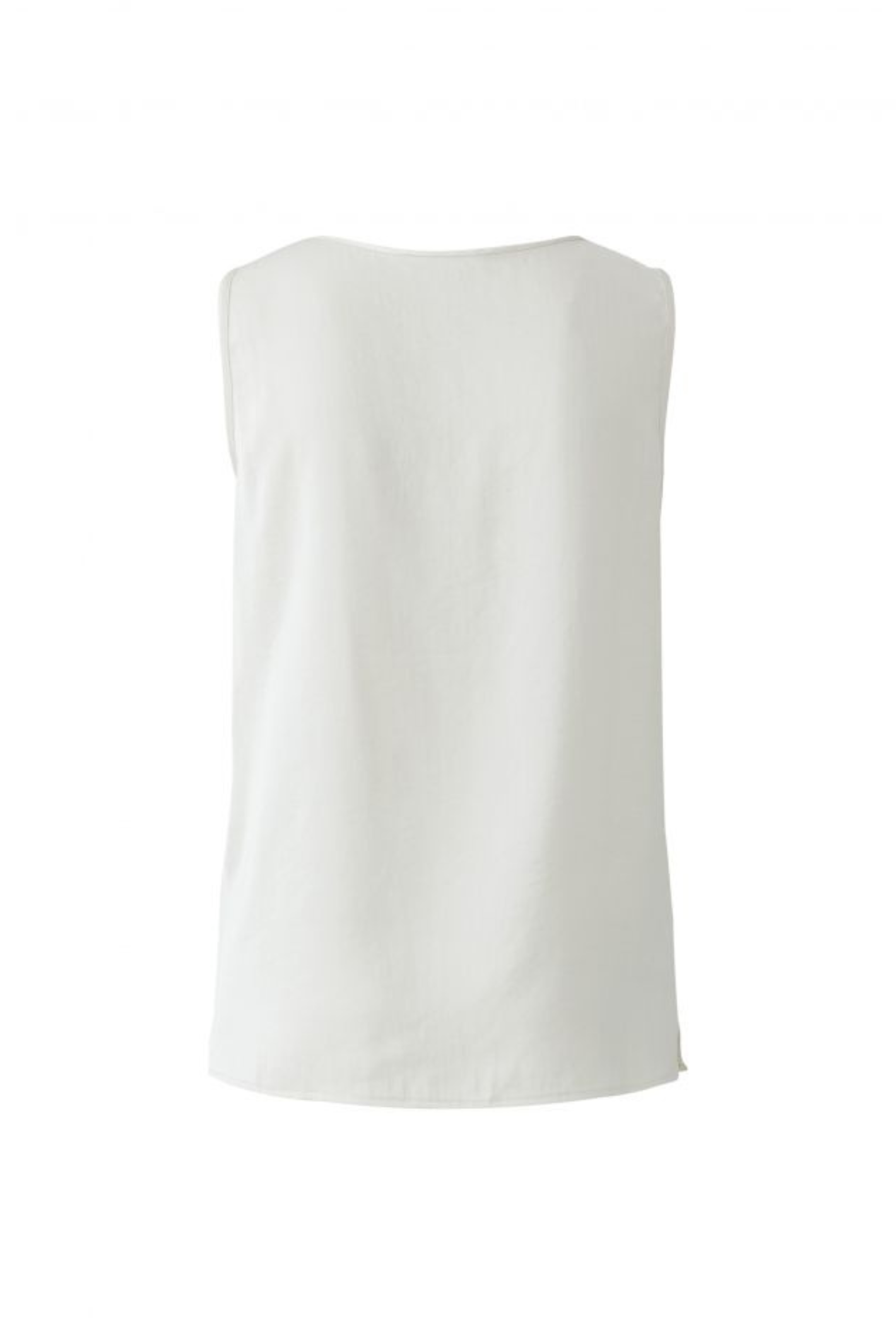 Sleeveless scoop neck top by Oui in soft, fluid fabric. An easy layering essential that works year-round. Available in multiple colours at Dotique.