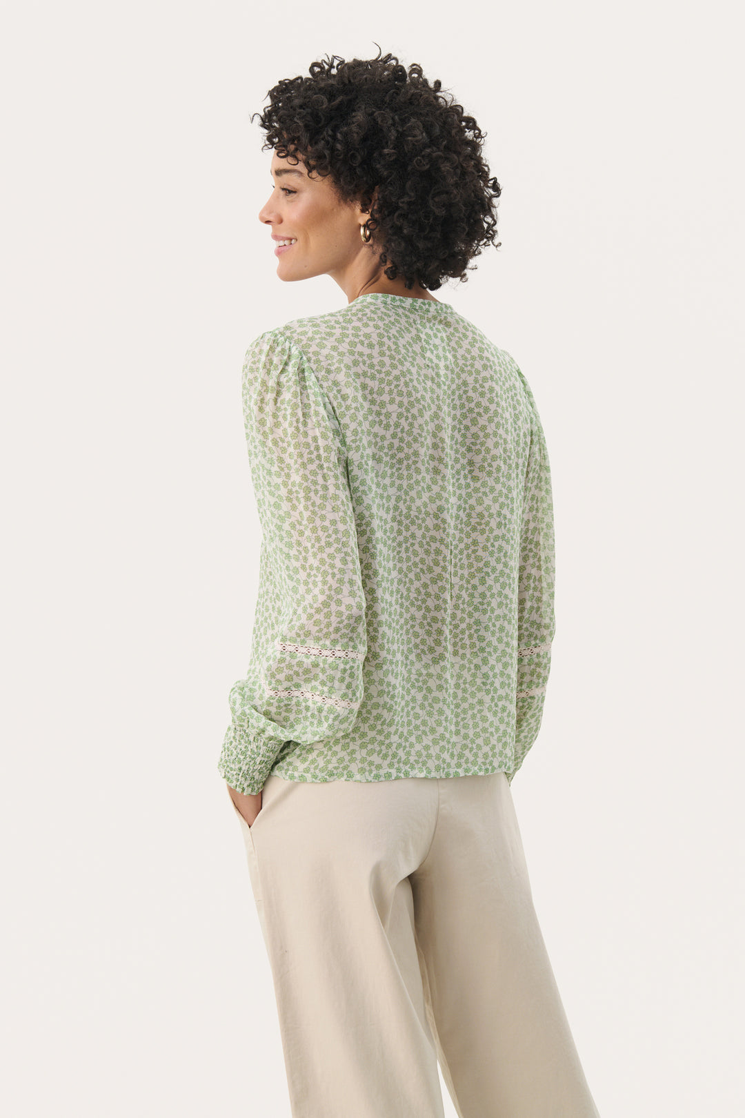 dotique-part-two-30309499-nesmapw-long-sleeve-green-patterned-print-blouse-
