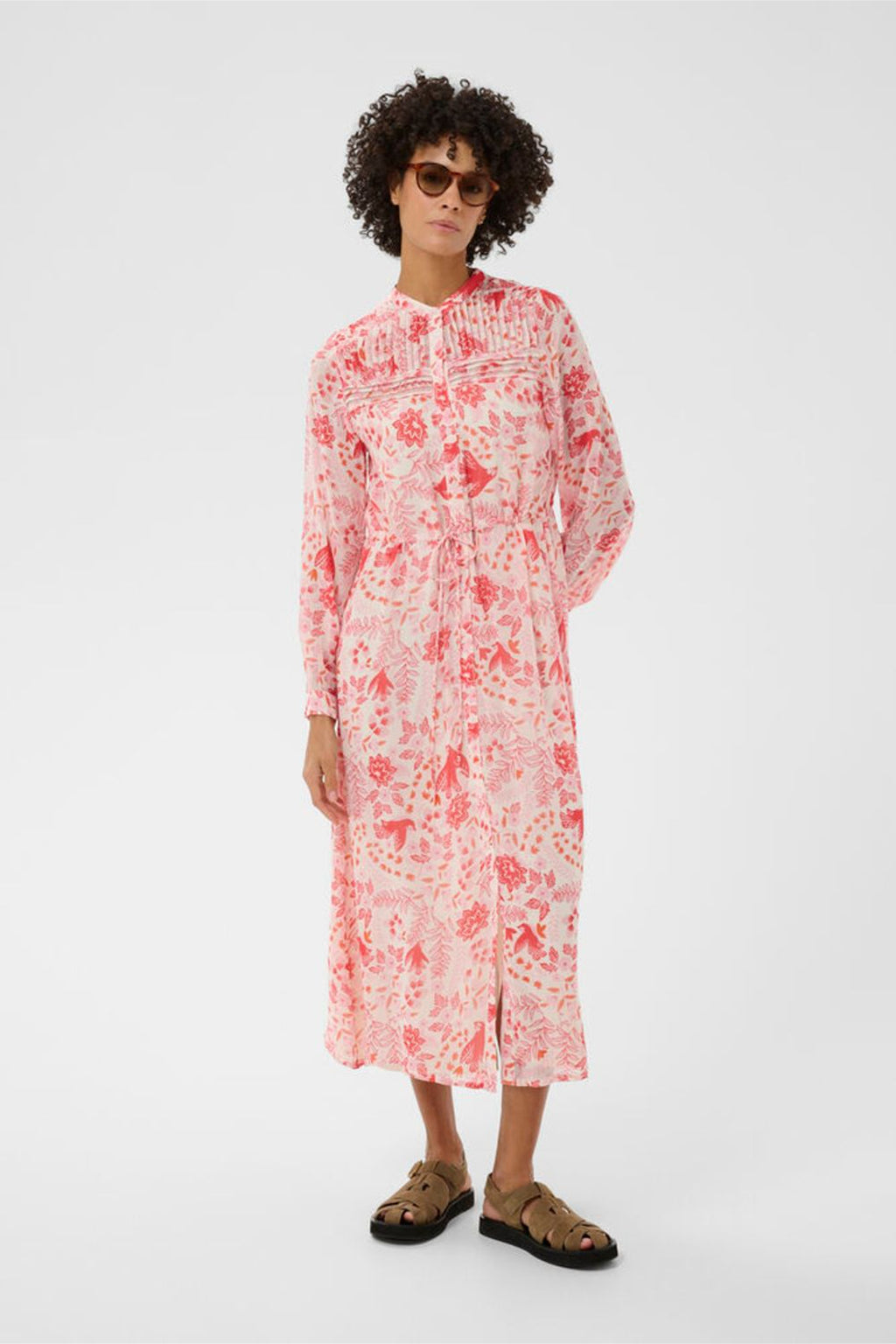 Woman wearing Part Two 30310378 AltinaPW Poppy Red Bird Print Dress by Part Two, shop Part Two at Dotique