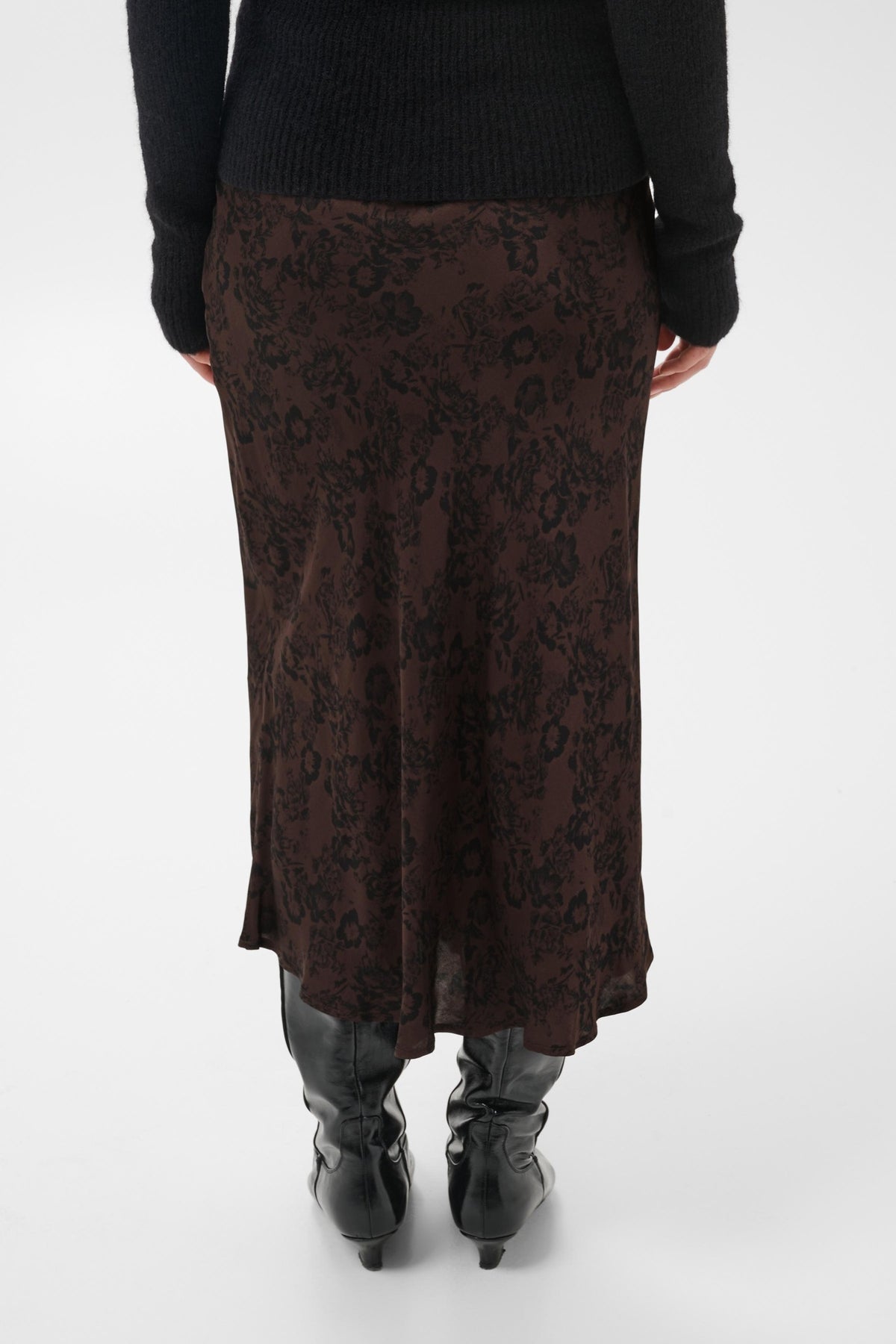 Part Two CandicePW Skirt Brown Gradient Flower 30311058 305460 – view 2. Shop Part Two at Dotique.