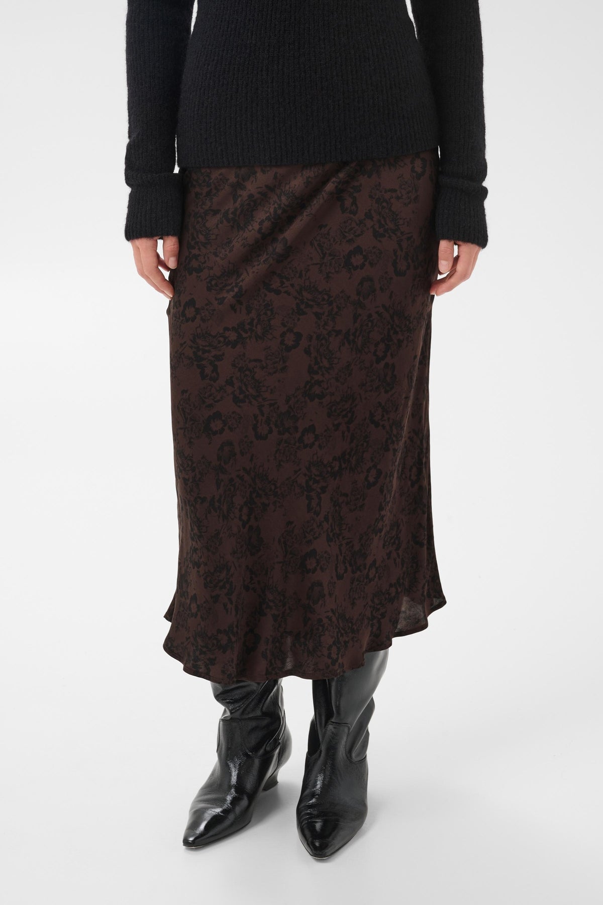 Part Two CandicePW Skirt Brown Gradient Flower 30311058 305460 – view 3. Shop Part Two at Dotique.