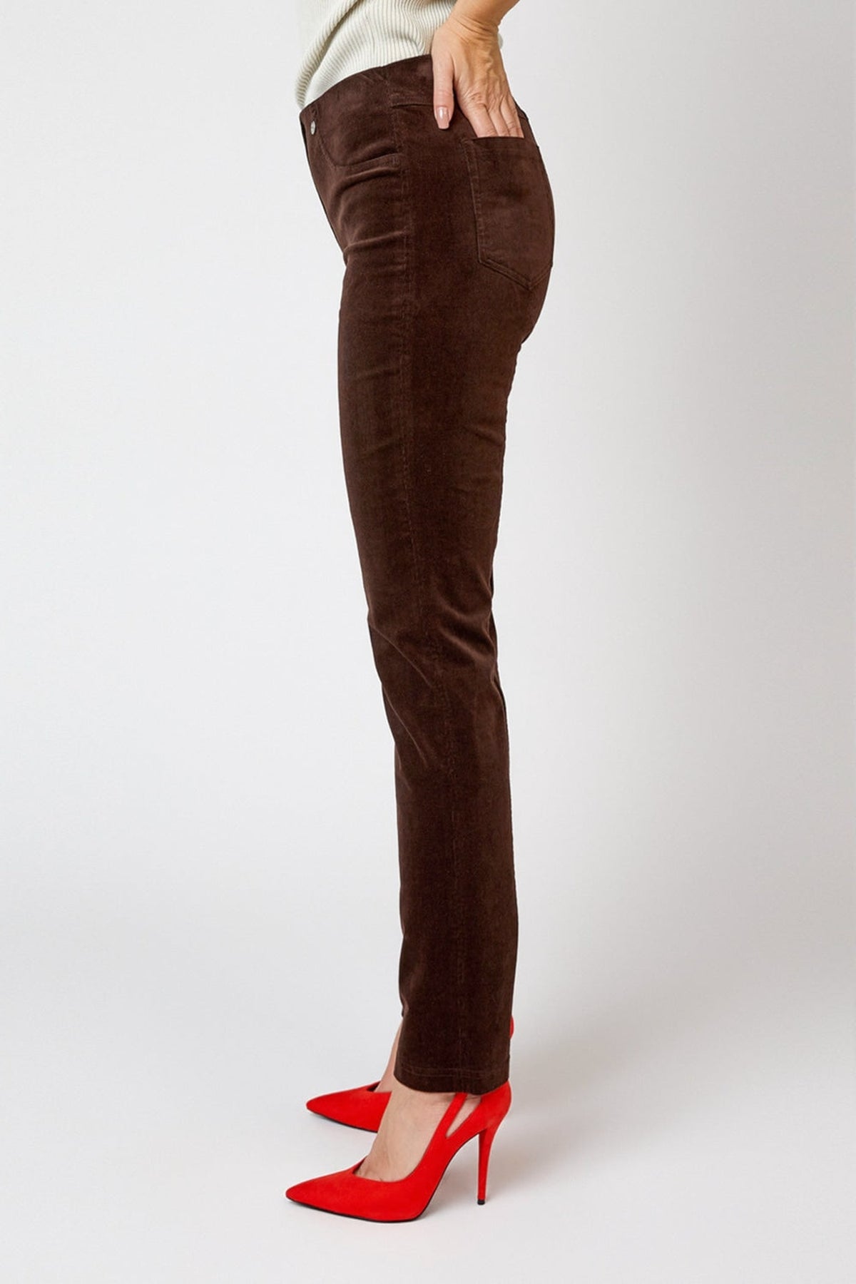 Robell bella cord trousers toffee 78cm, back view. Shop Robell at Dotique.