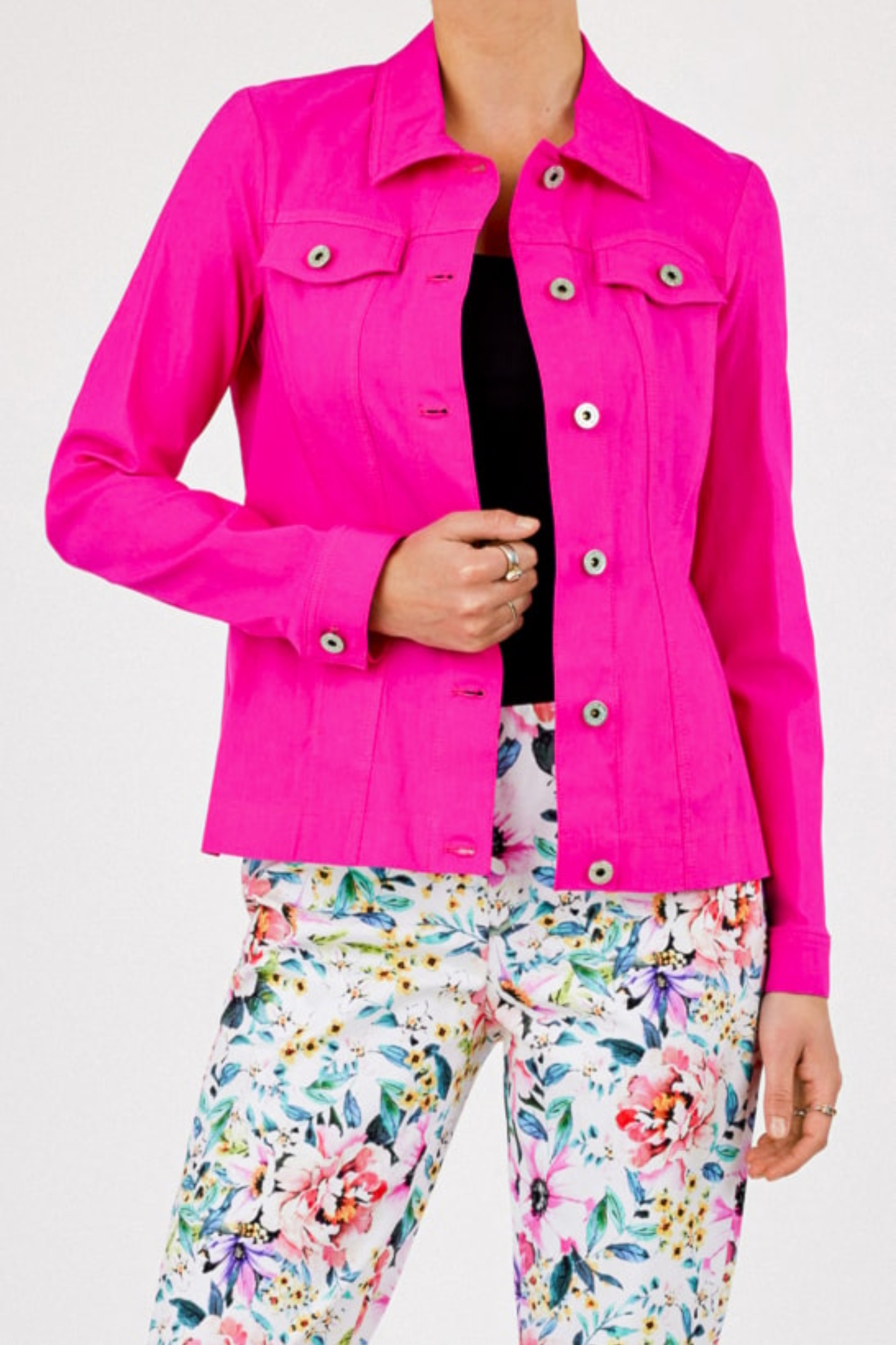 Classic pink Robell Happy Jacket in stretch bengaline. Lightweight, comfortable and easy to style with a flattering fit. Shop Robell at Dotique.